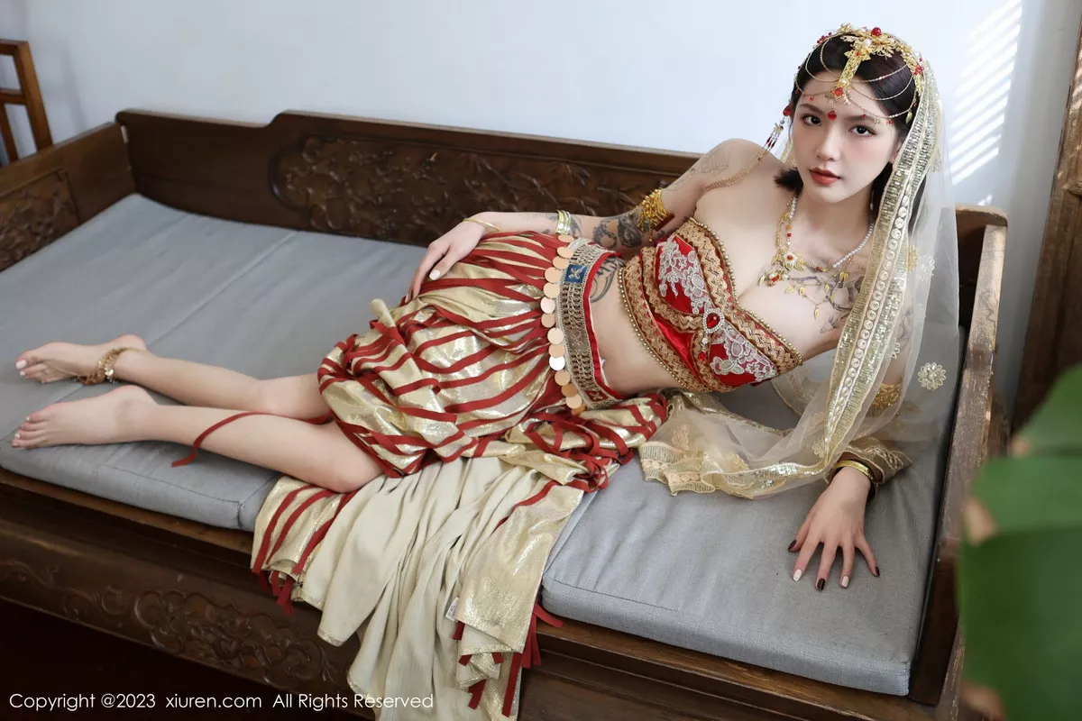 [XiuRen秀人网]第6240期乔一一写真 [76P]-003