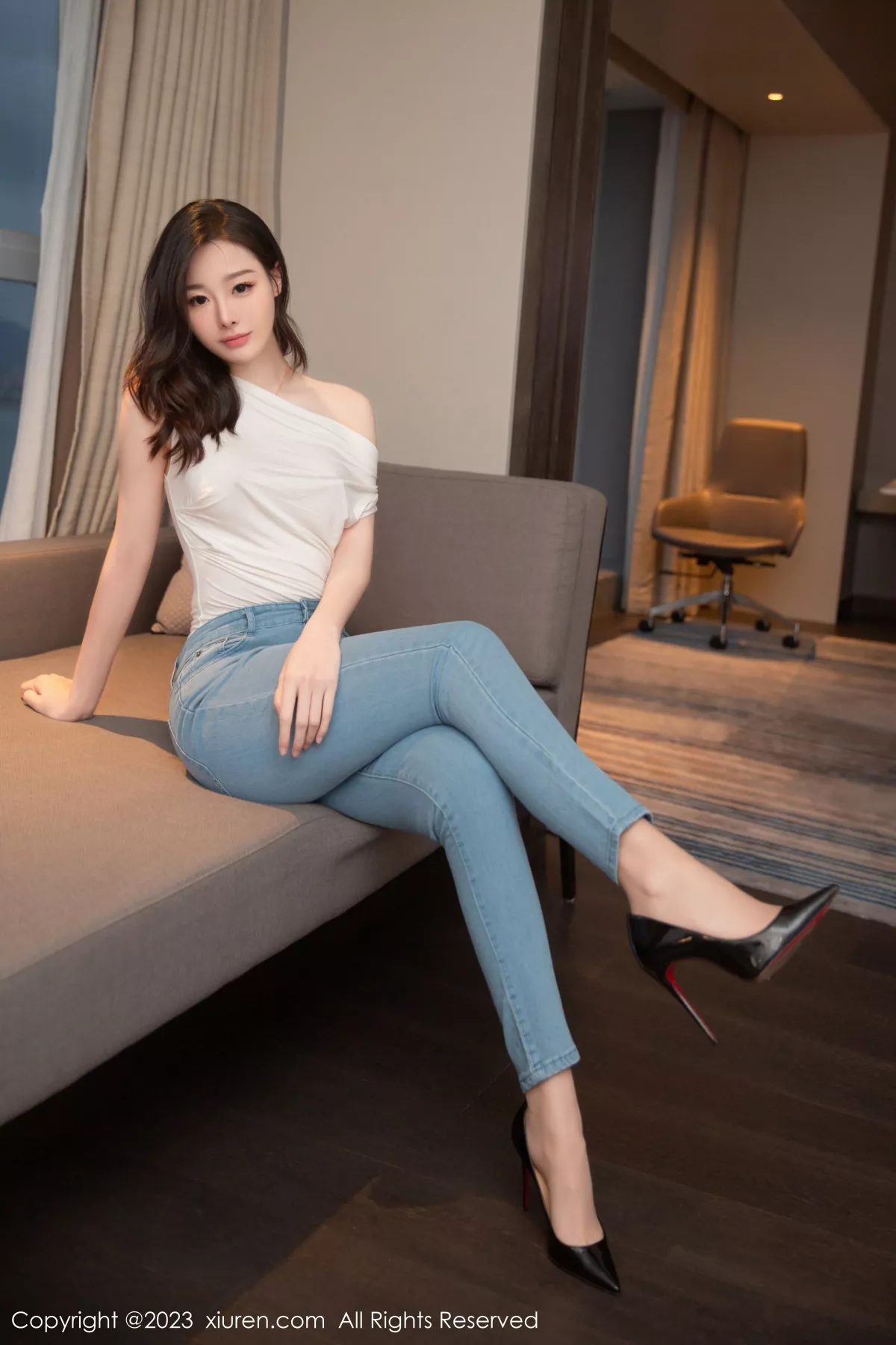 [XiuRen秀人网]第6250期是小逗逗写真 [87P]-001