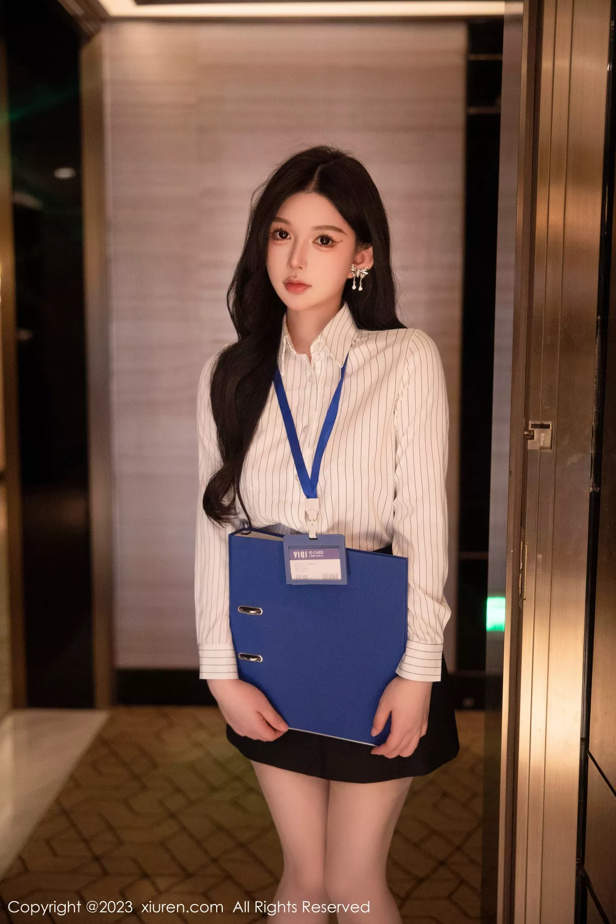 [XiuRen秀人网]第6247期林珊珊写真 [97P]-001