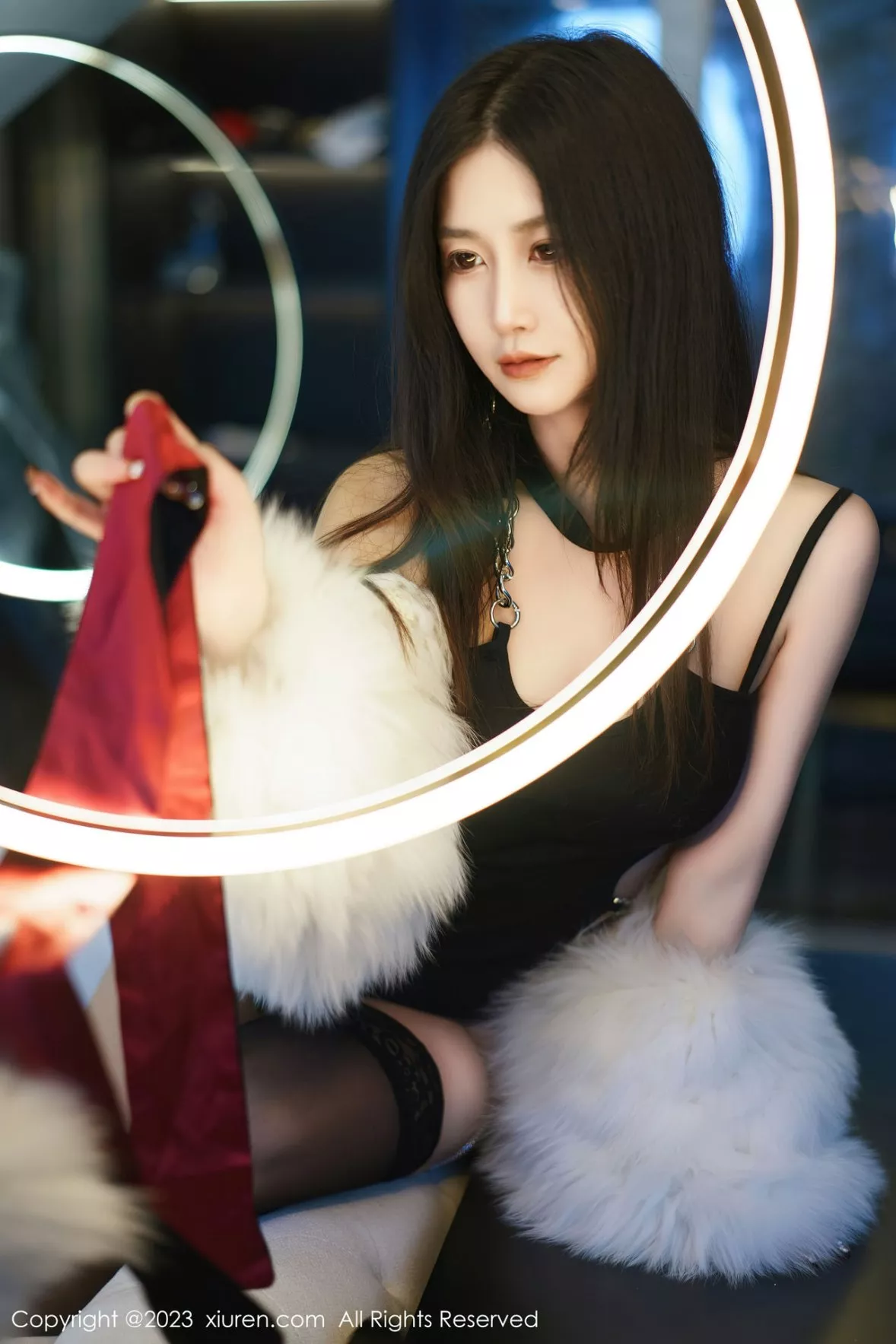[XiuRen秀人网]第6162期阿姣写真 [72P]-001