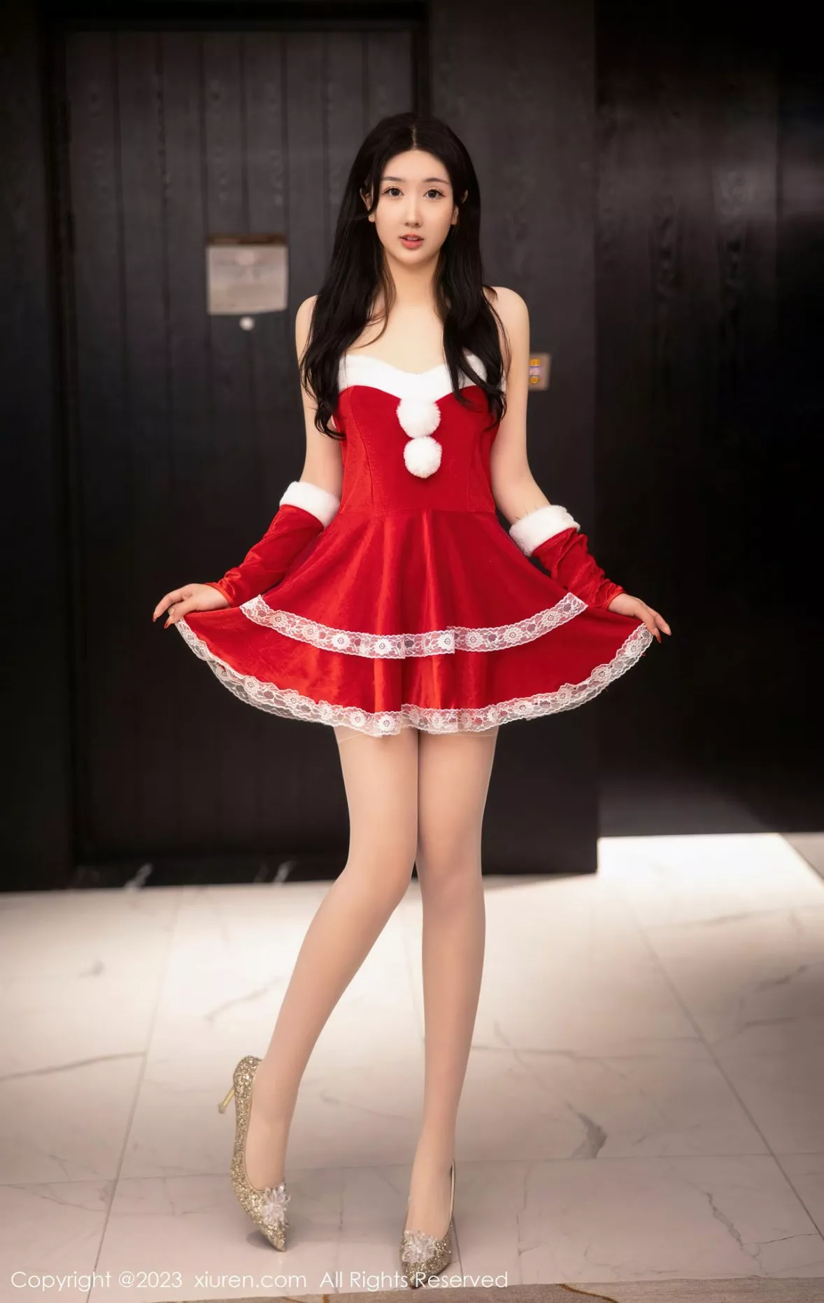 [XiuRen秀人网]第6163期江真真写真 [87P]-001
