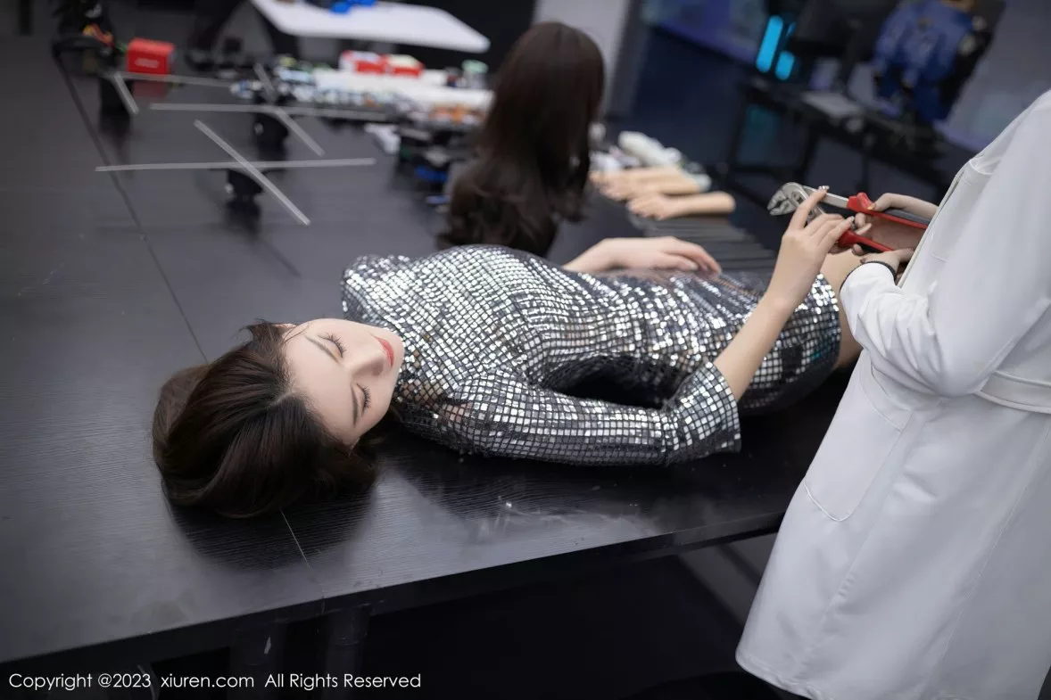[XiuRen秀人网]第6173期就是阿朱啊写真 [90P]-059