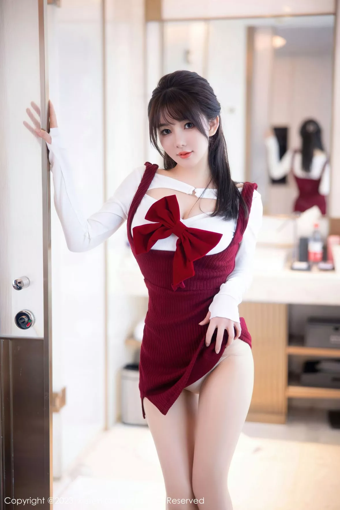 [XiuRen秀人网]第6168期婠婠么写真 [84P]-010