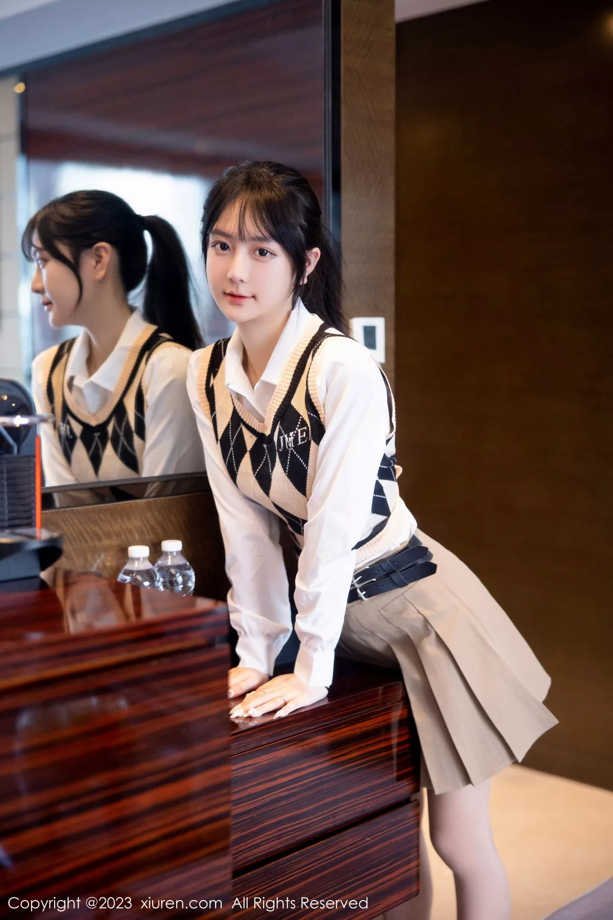 [XiuRen秀人网]第6329期谢小蒽写真 [94P]-005