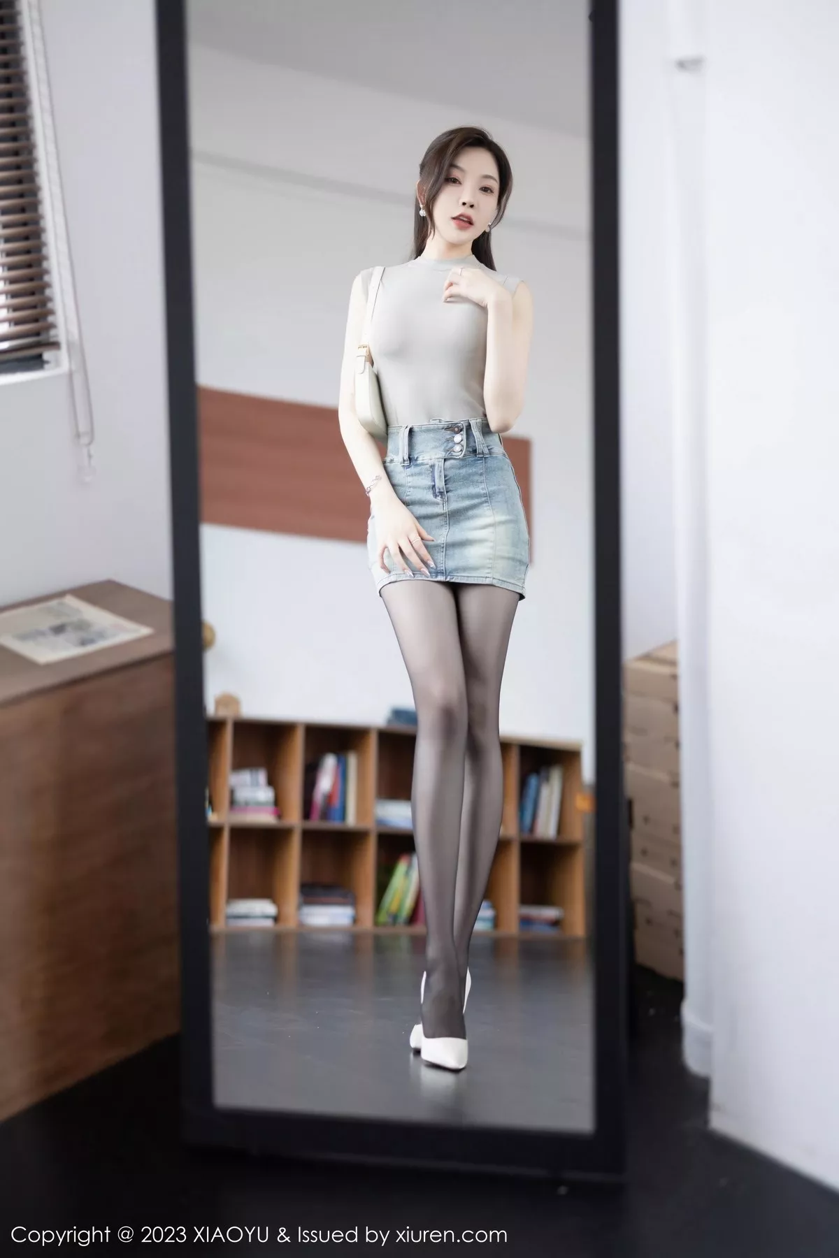 [XiaoYu画语界]第975期徐莉芝写真 [83P]-001