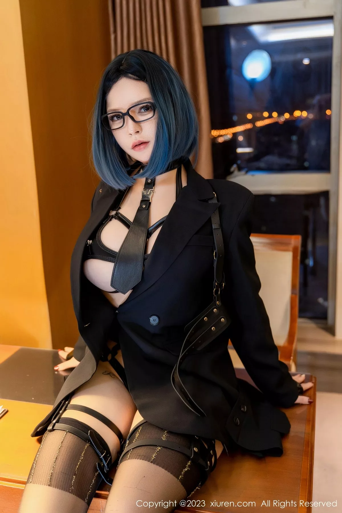[XiuRen秀人网]第6340期伊丽莎有点白写真 [62P]-001
