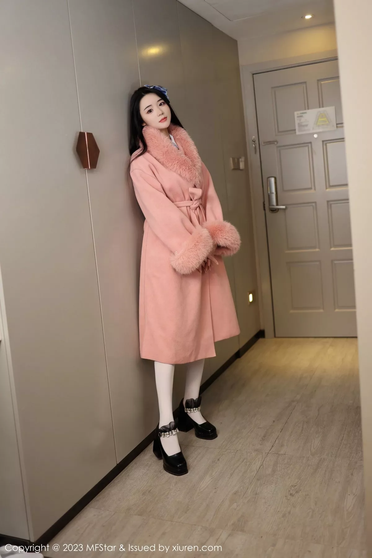 [MFStar模范学院]第591期汐汐爱吃草莓写真 [81P]-075