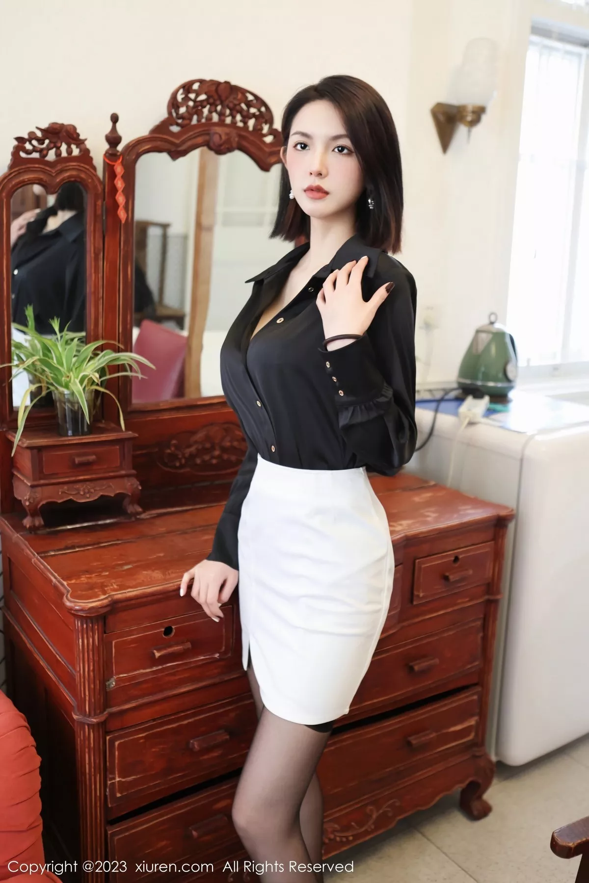 [XiuRen秀人网]第6356期乔一一写真 [89P]-006