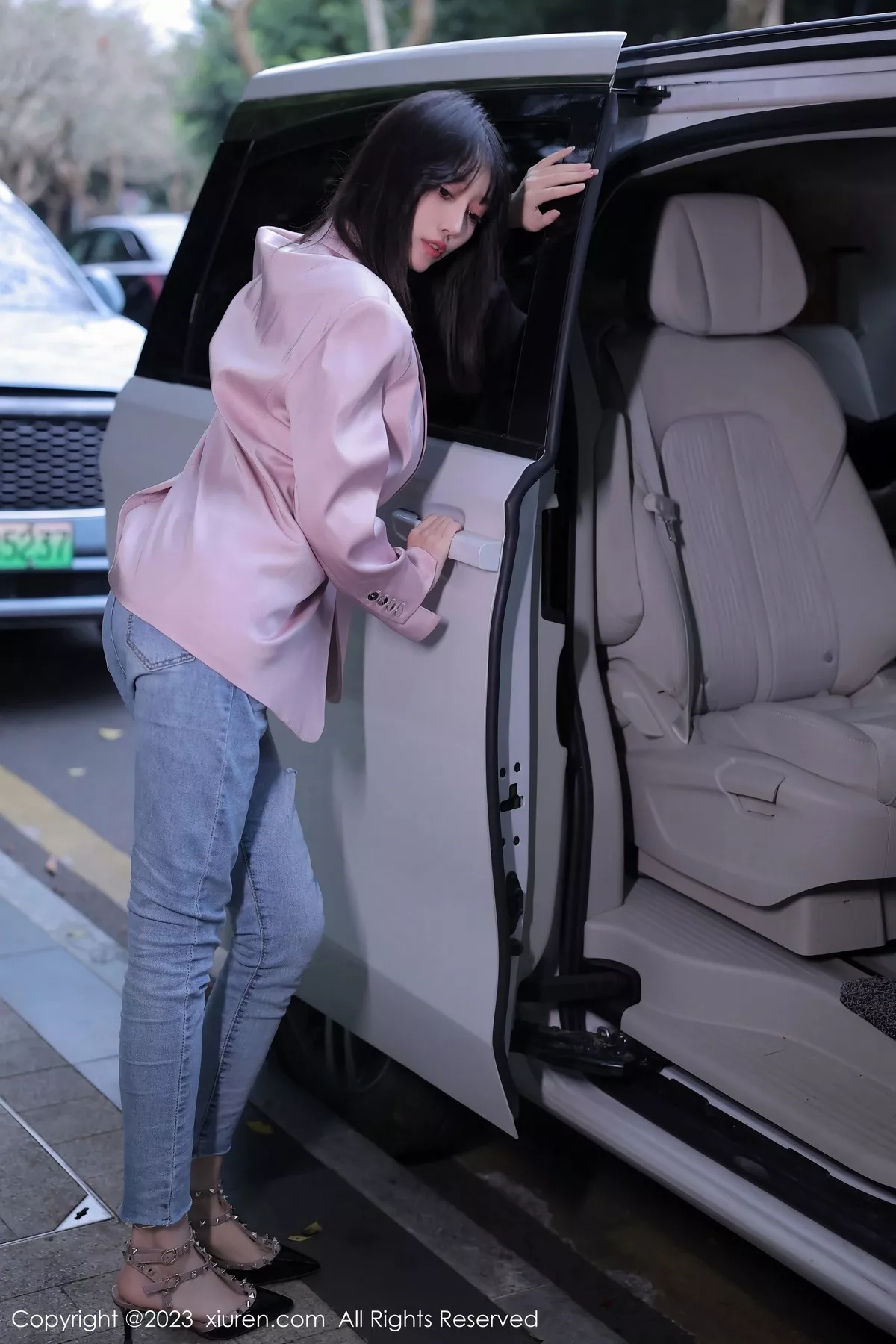 [XiuRen秀人网]第6355期玥儿玥写真 [55P]-010