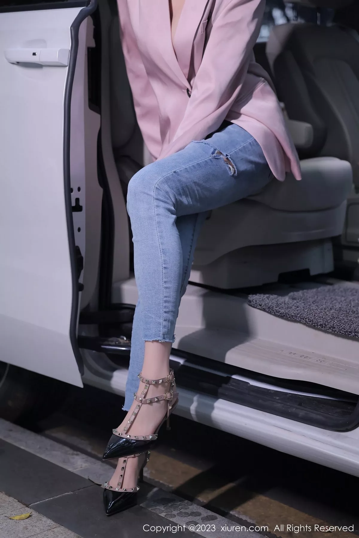 [XiuRen秀人网]第6355期玥儿玥写真 [55P]-006