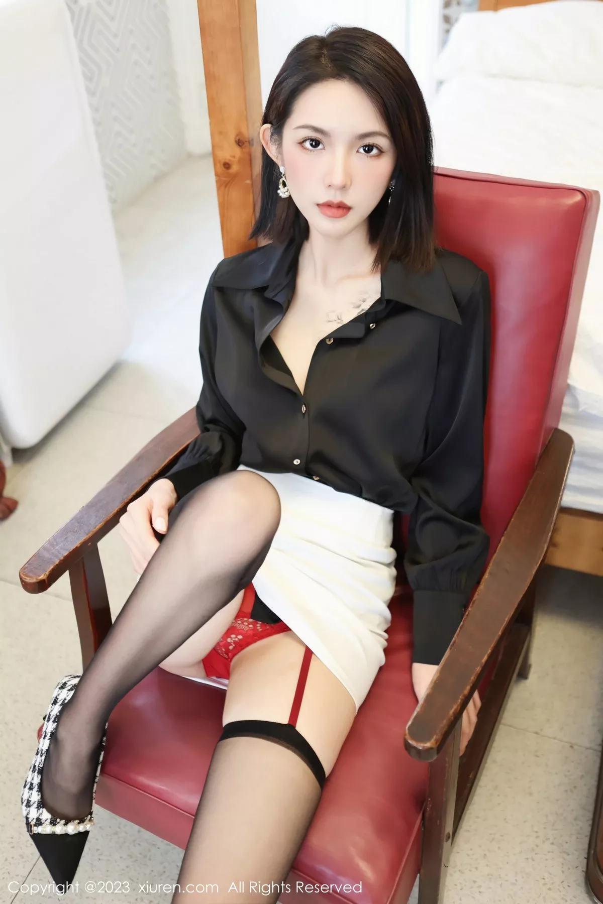 [XiuRen秀人网]第6356期乔一一写真 [89P]-005