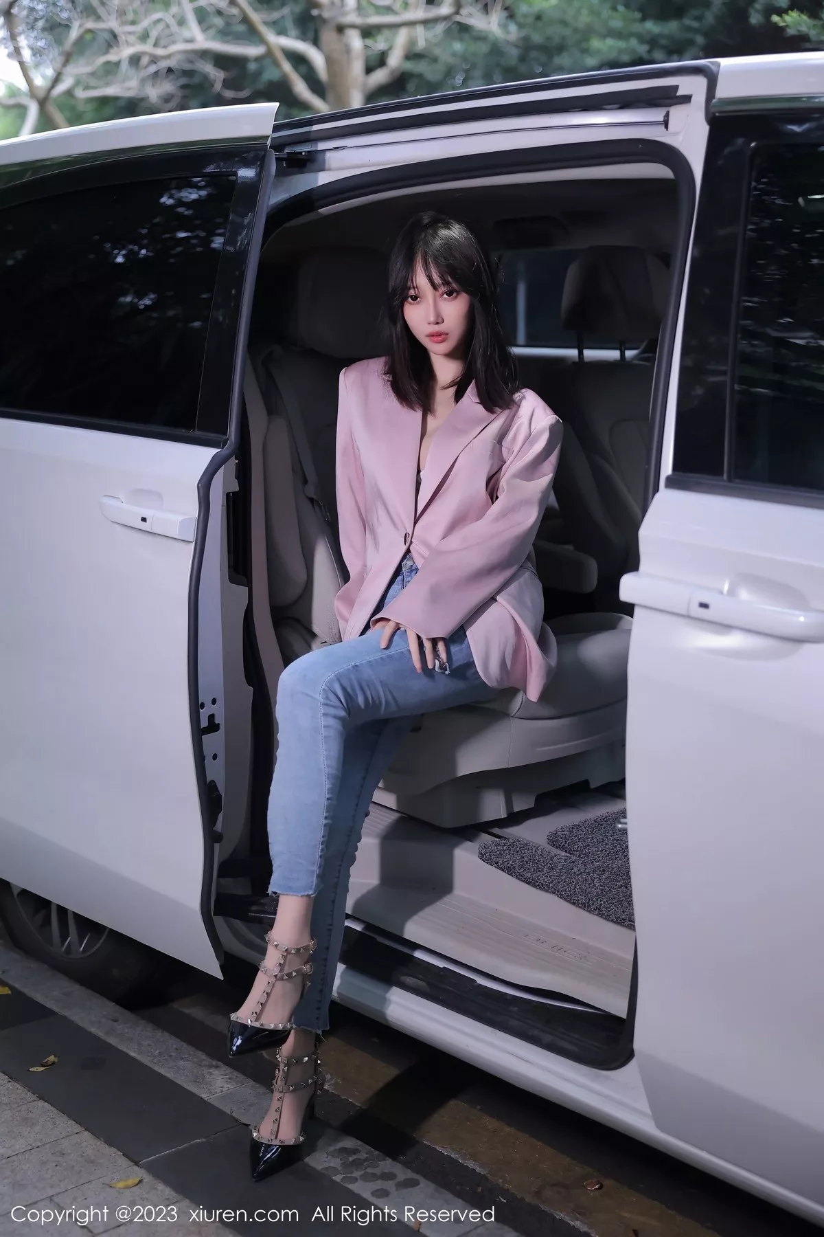 [XiuRen秀人网]第6355期玥儿玥写真 [55P]-009