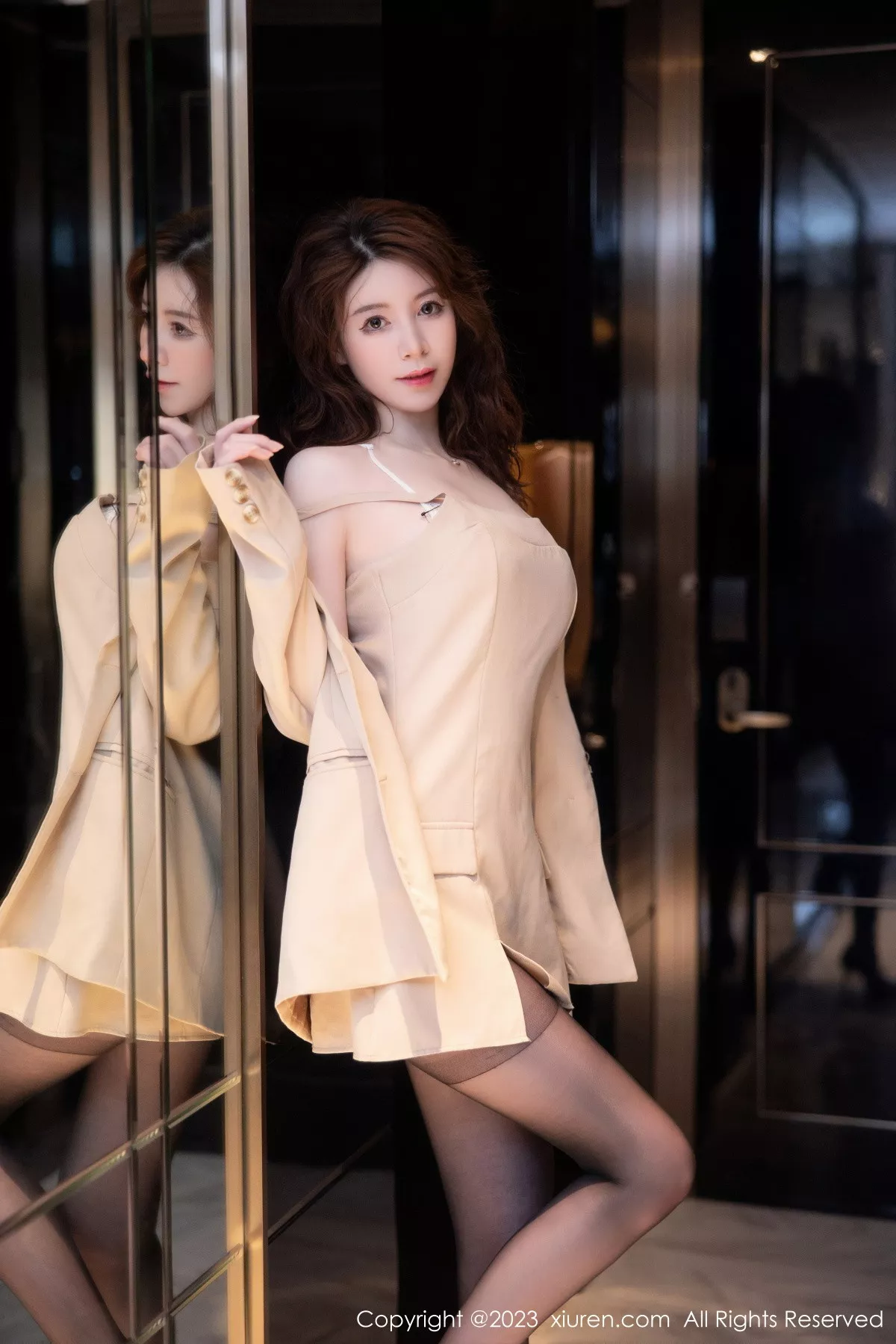 [XiuRen秀人网]第6290期yoo优优写真 [84P]-003