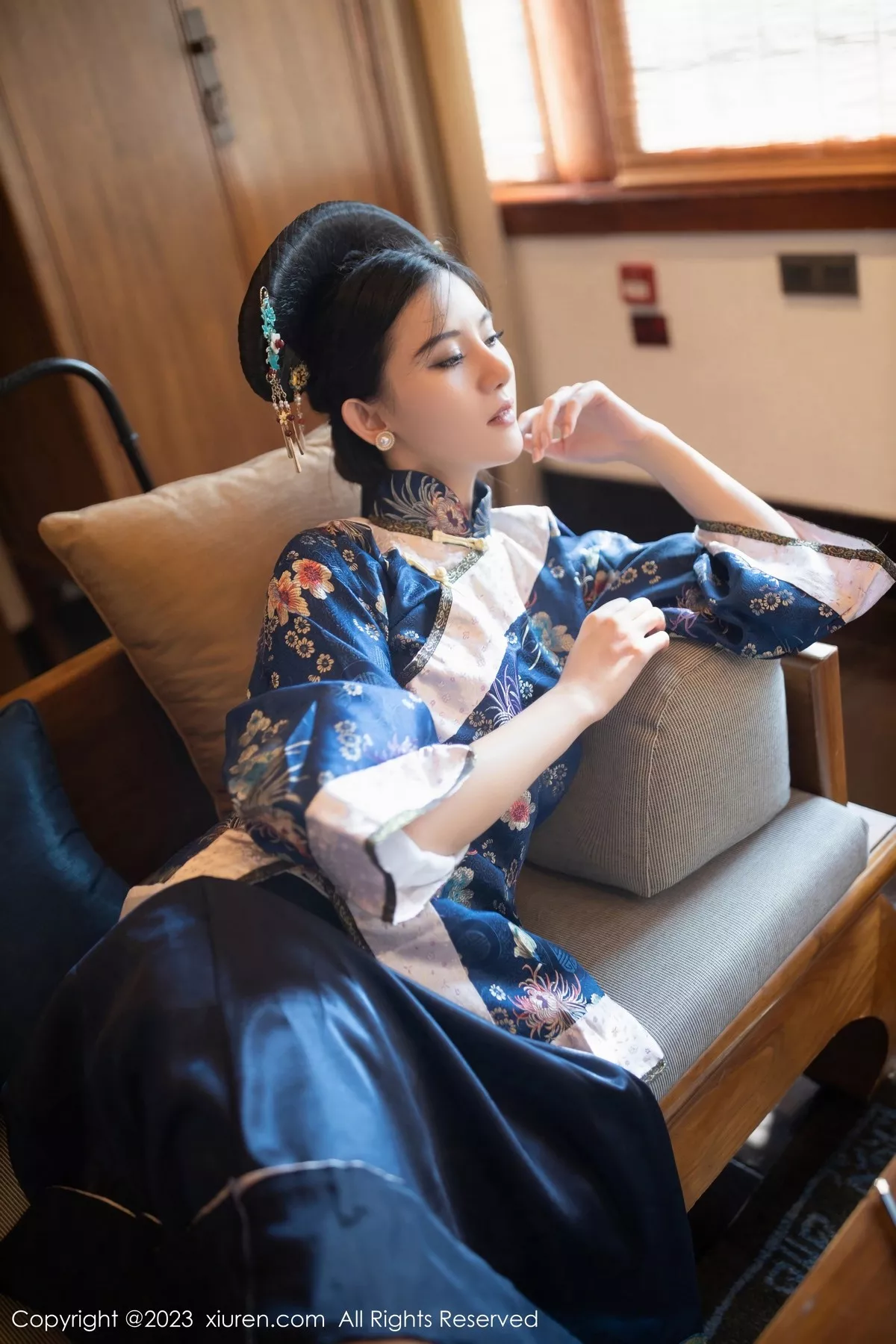 [XiuRen秀人网]第6398期就是阿朱啊写真 [86P]-019