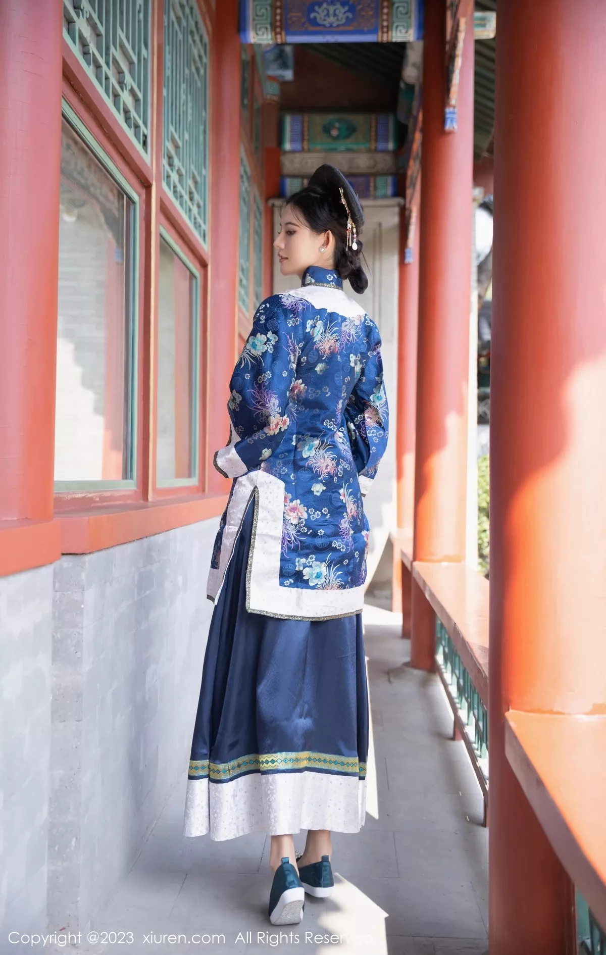 [XiuRen秀人网]第6398期就是阿朱啊写真 [86P]-005