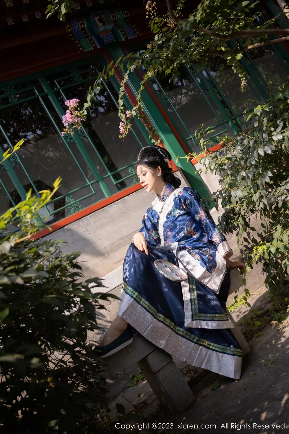 [XiuRen秀人网]第6398期就是阿朱啊写真 [86P]-004
