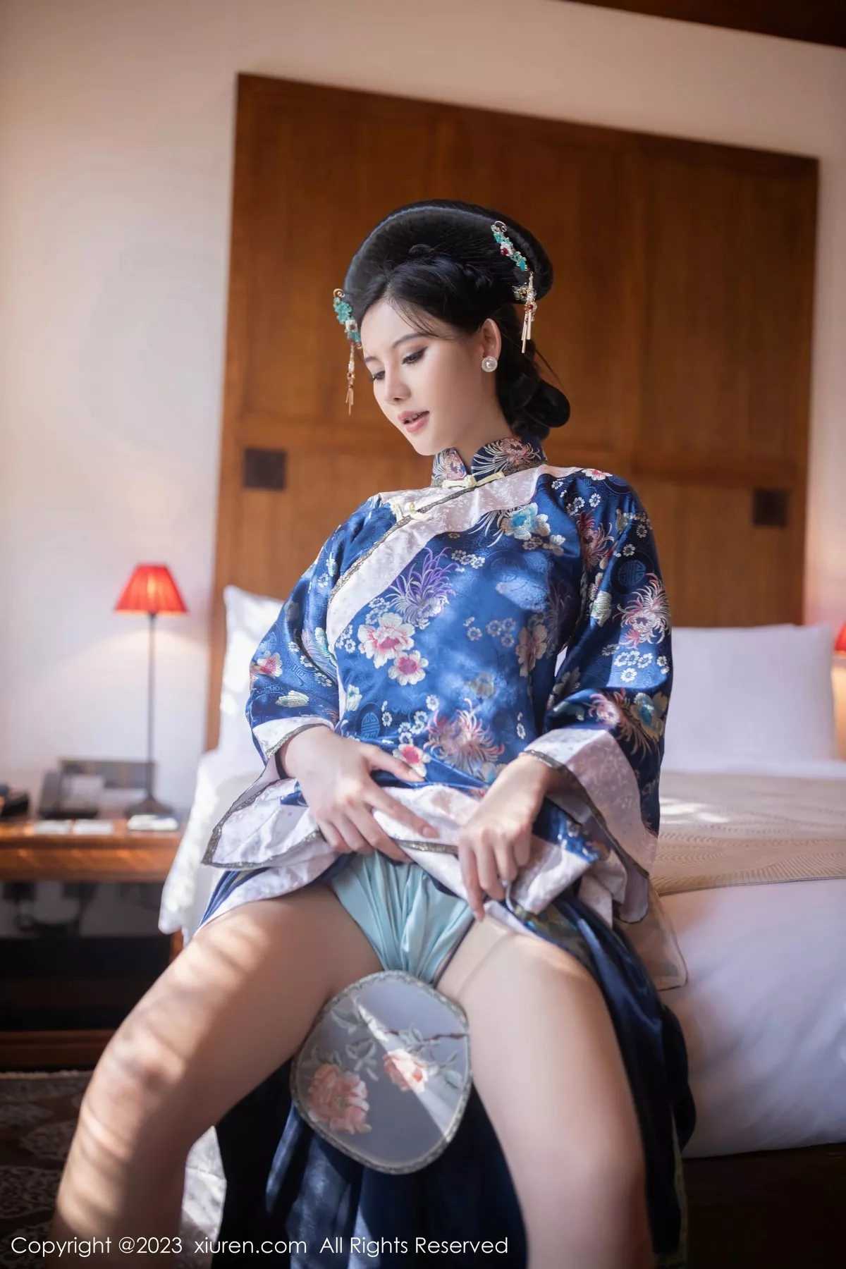 [XiuRen秀人网]第6398期就是阿朱啊写真 [86P]-033