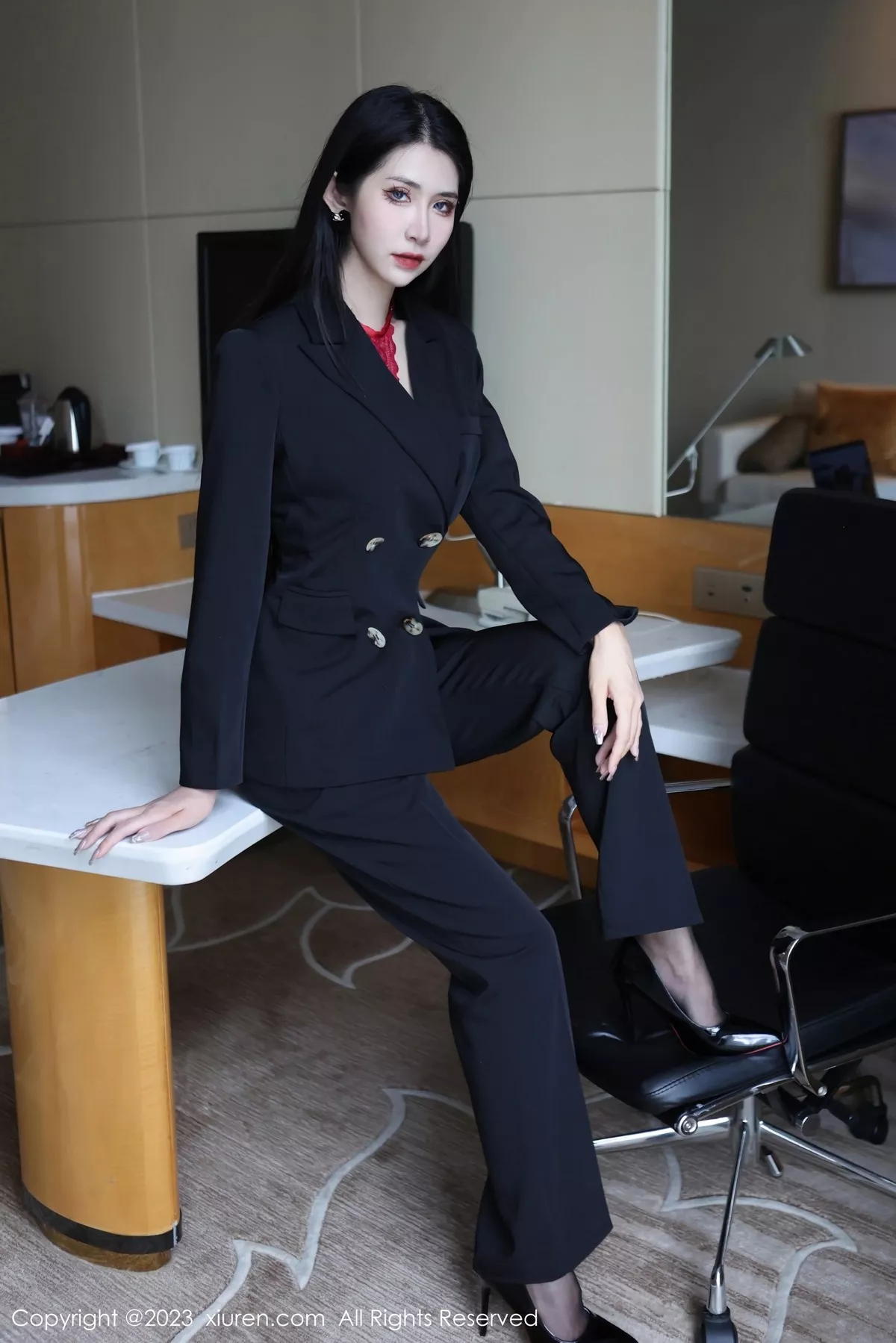 [XiuRen秀人网]第6402期依娜写真 [112P]-008