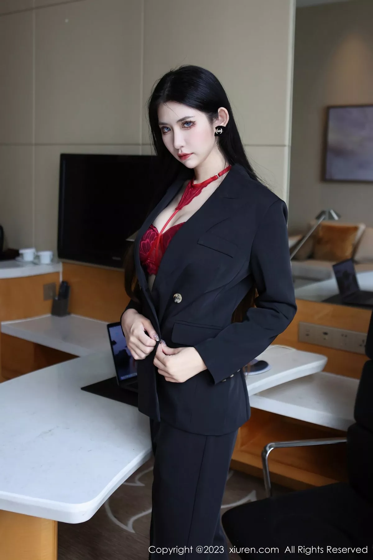 [XiuRen秀人网]第6402期依娜写真 [112P]-018