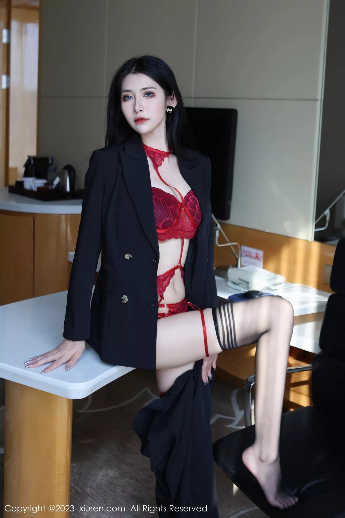 [XiuRen秀人网]第6402期依娜写真 [112P]-044