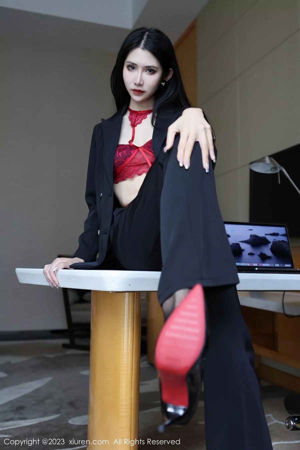 [XiuRen秀人网]第6402期依娜写真 [112P]-036