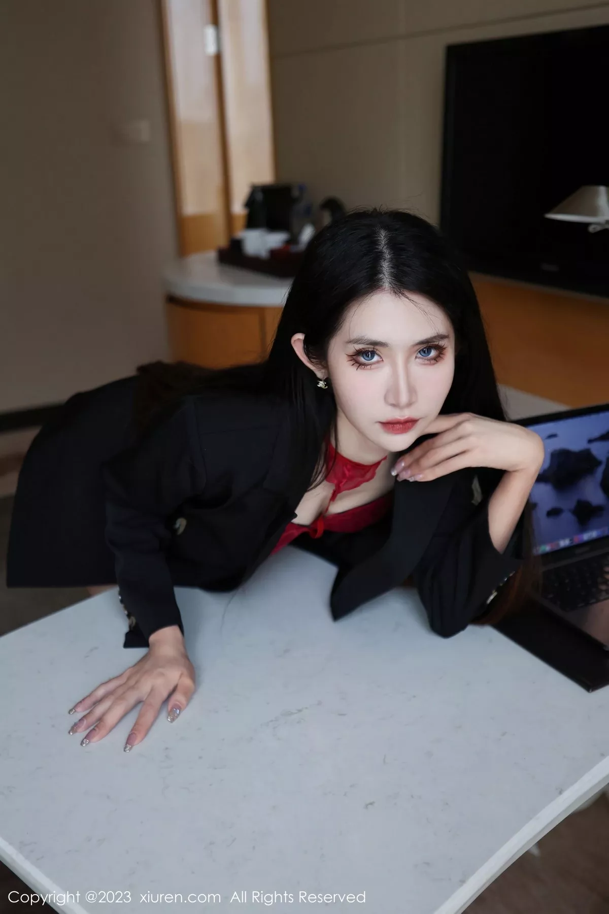 [XiuRen秀人网]第6402期依娜写真 [112P]-046