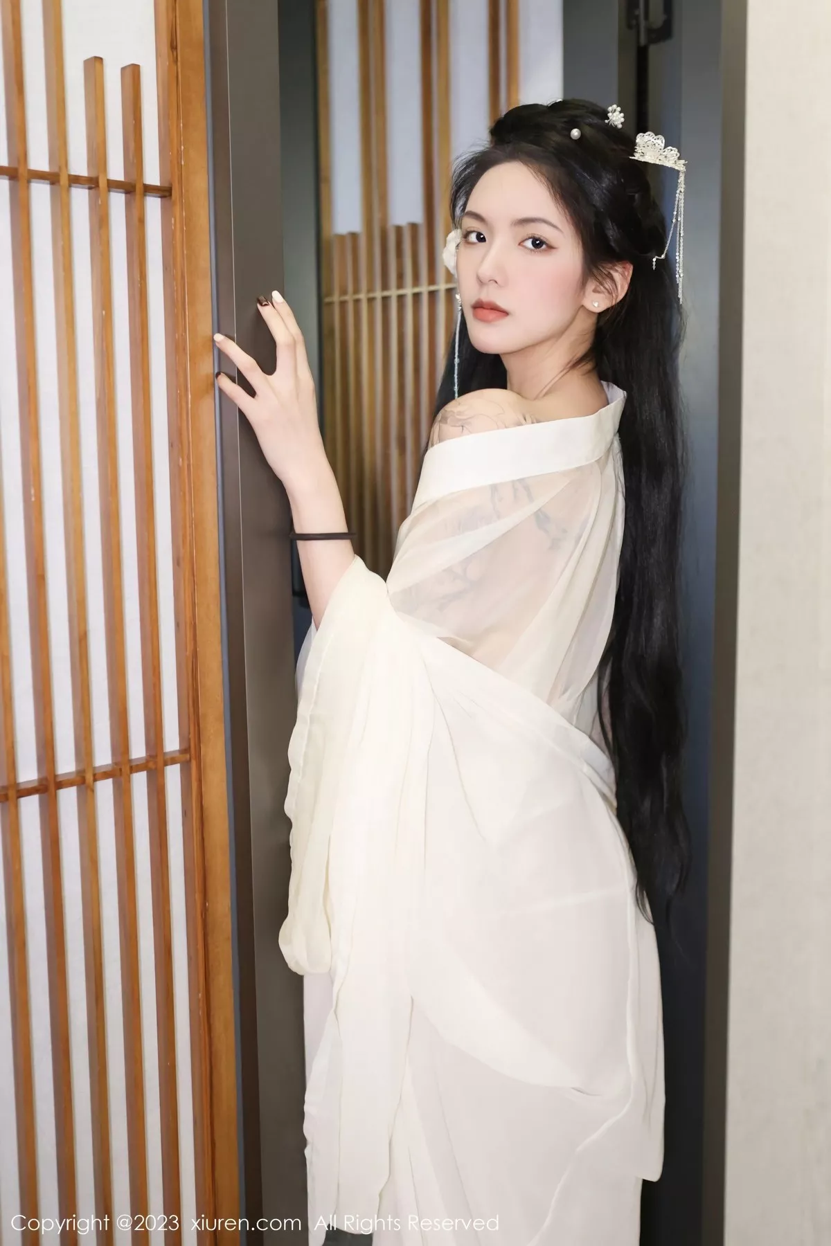 [XiuRen秀人网]第6430期乔一一写真 [82P]-012