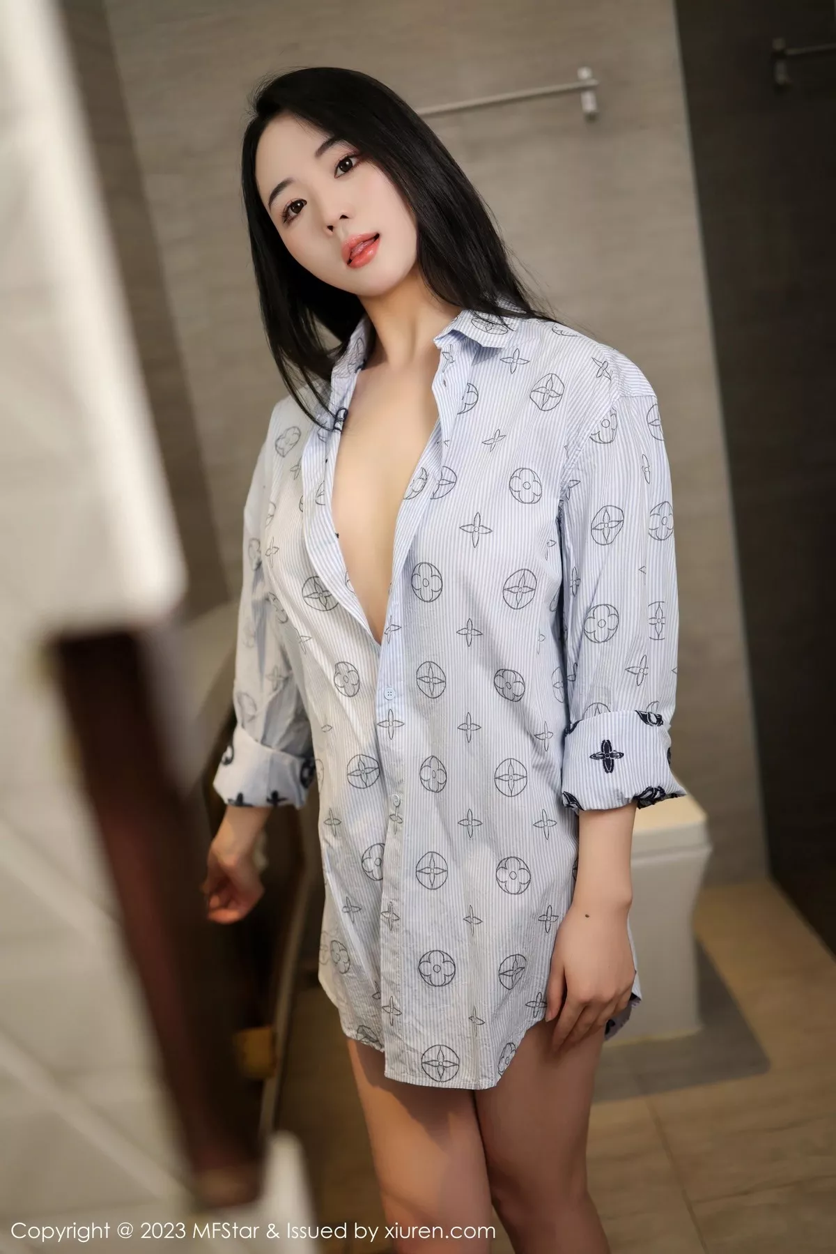 [MFStar模范学院]第595期汐汐爱吃草莓写真 [65P]-003