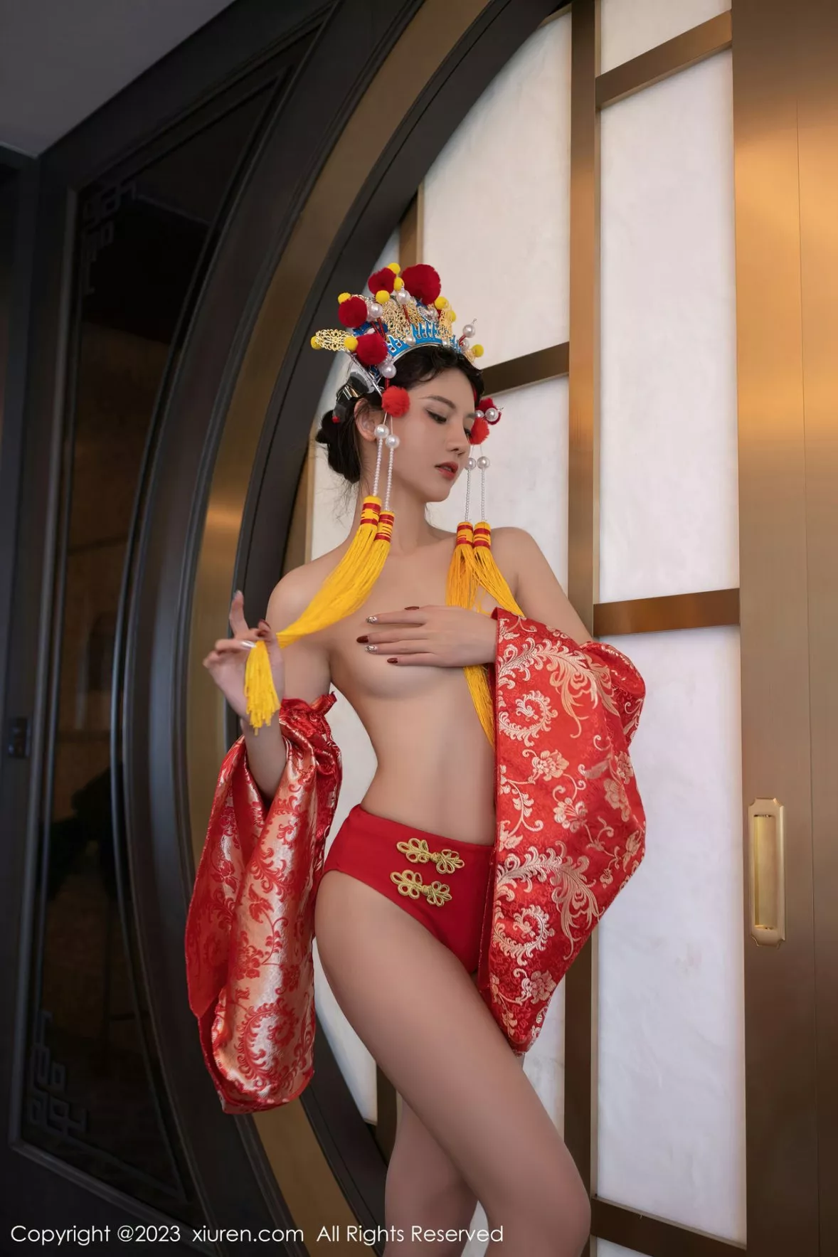 [XiuRen秀人网]第6308期就是阿朱啊写真 [81P]-011