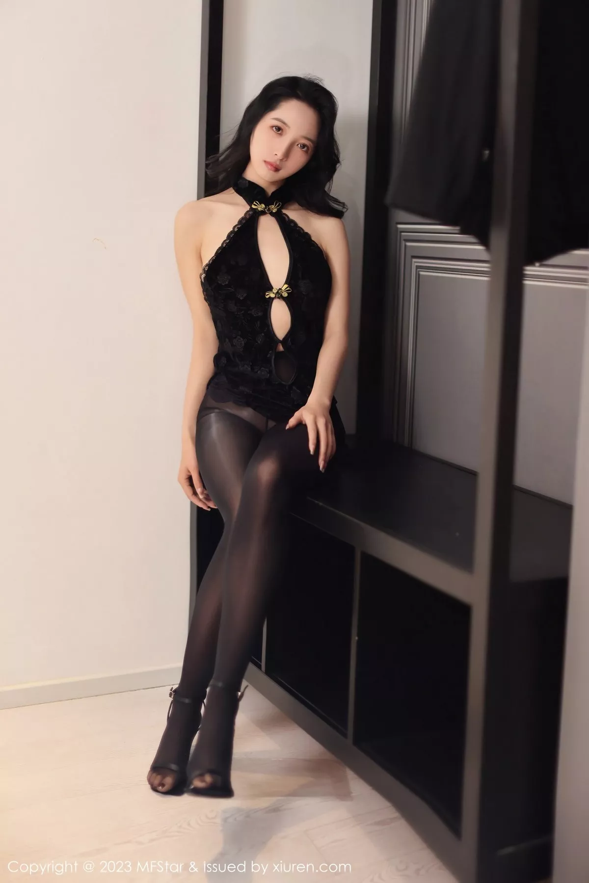 [MFStar模范学院]第599期茜茜写真 [61P]-025
