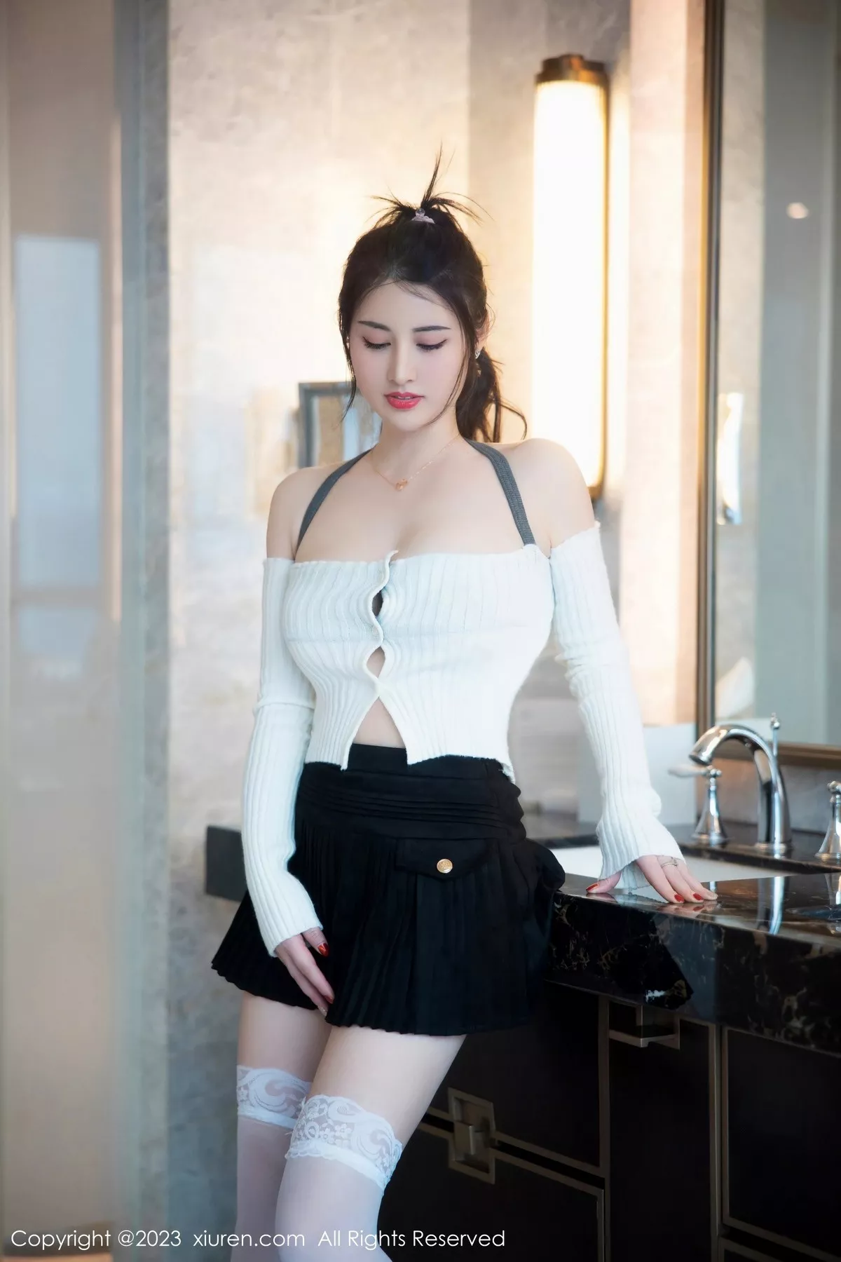 [XiuRen秀人网]第6484期诗诗写真 [82P]-012