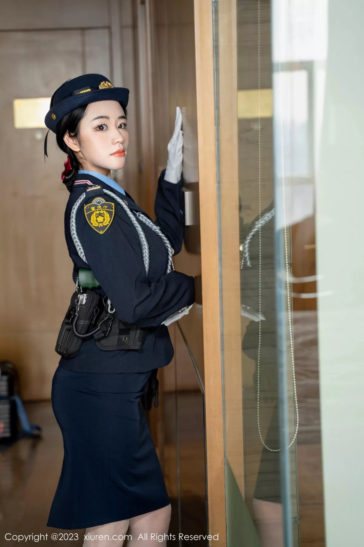 [XiuRen秀人网]第6497期汐汐爱吃草莓写真 [85P]-013