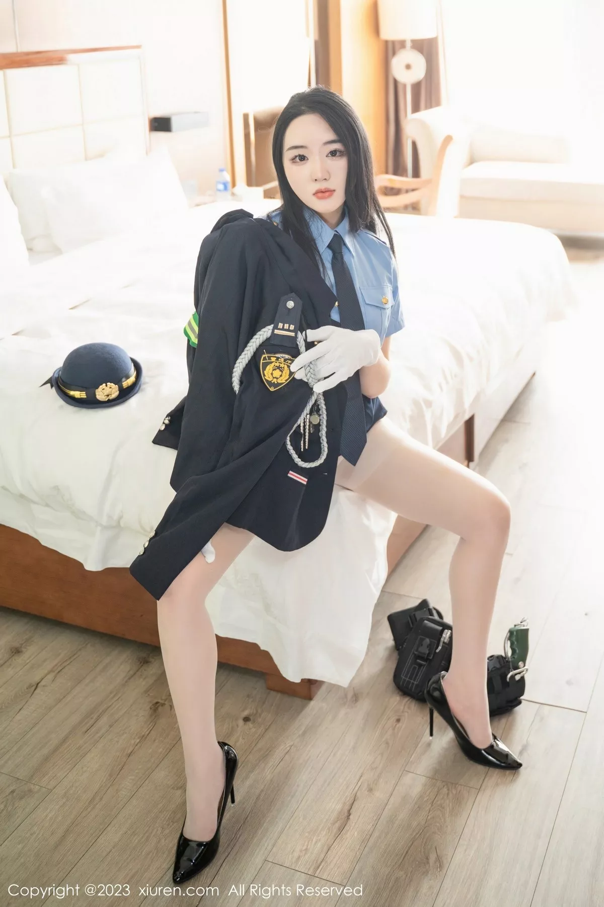 [XiuRen秀人网]第6497期汐汐爱吃草莓写真 [85P]-038