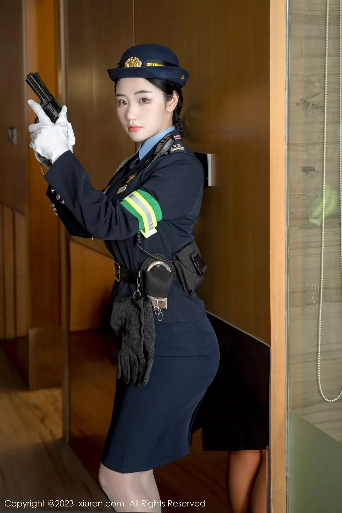 [XiuRen秀人网]第6497期汐汐爱吃草莓写真 [85P]-019