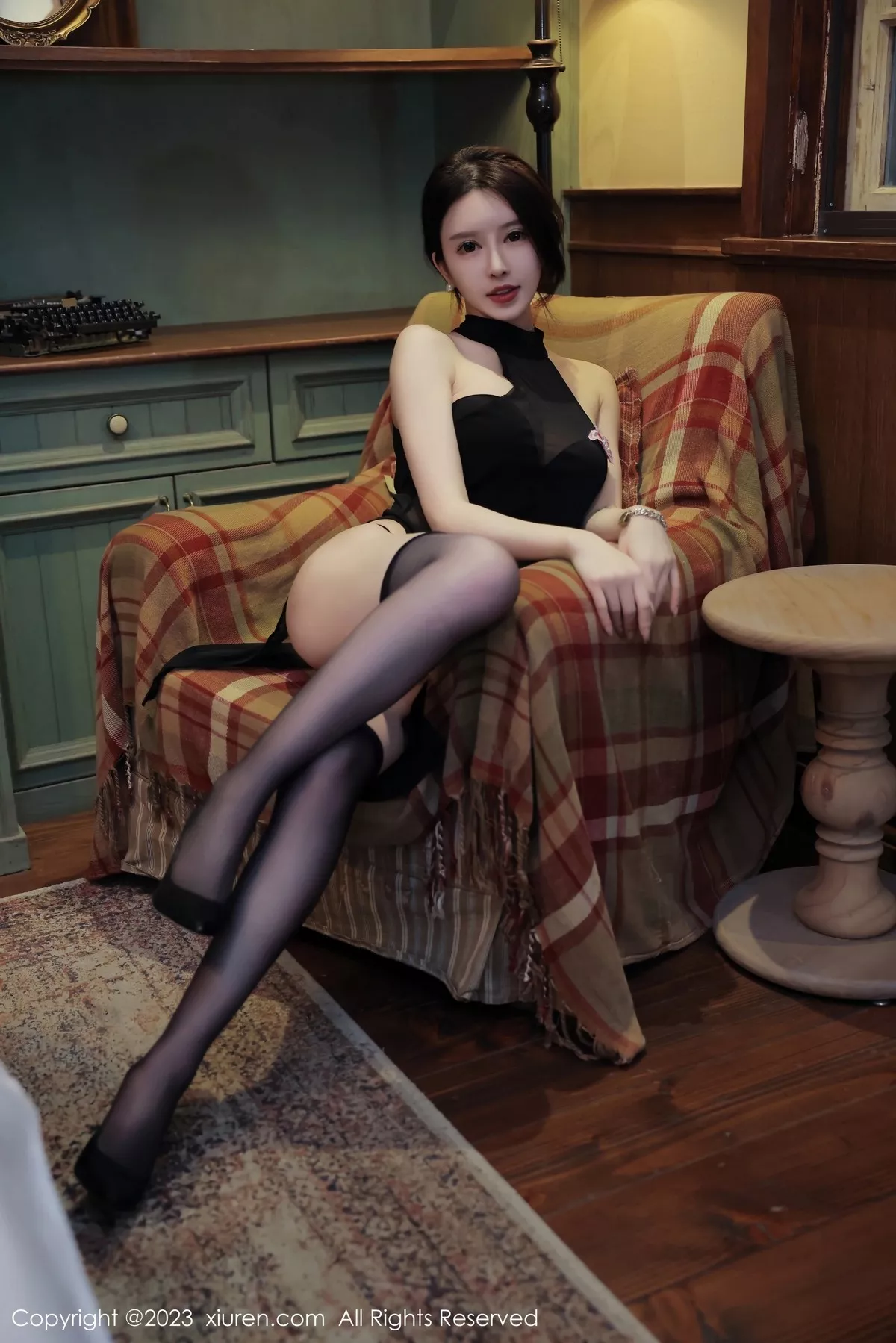 [XiuRen秀人网]第6498期玉兔写真 [55P]-009