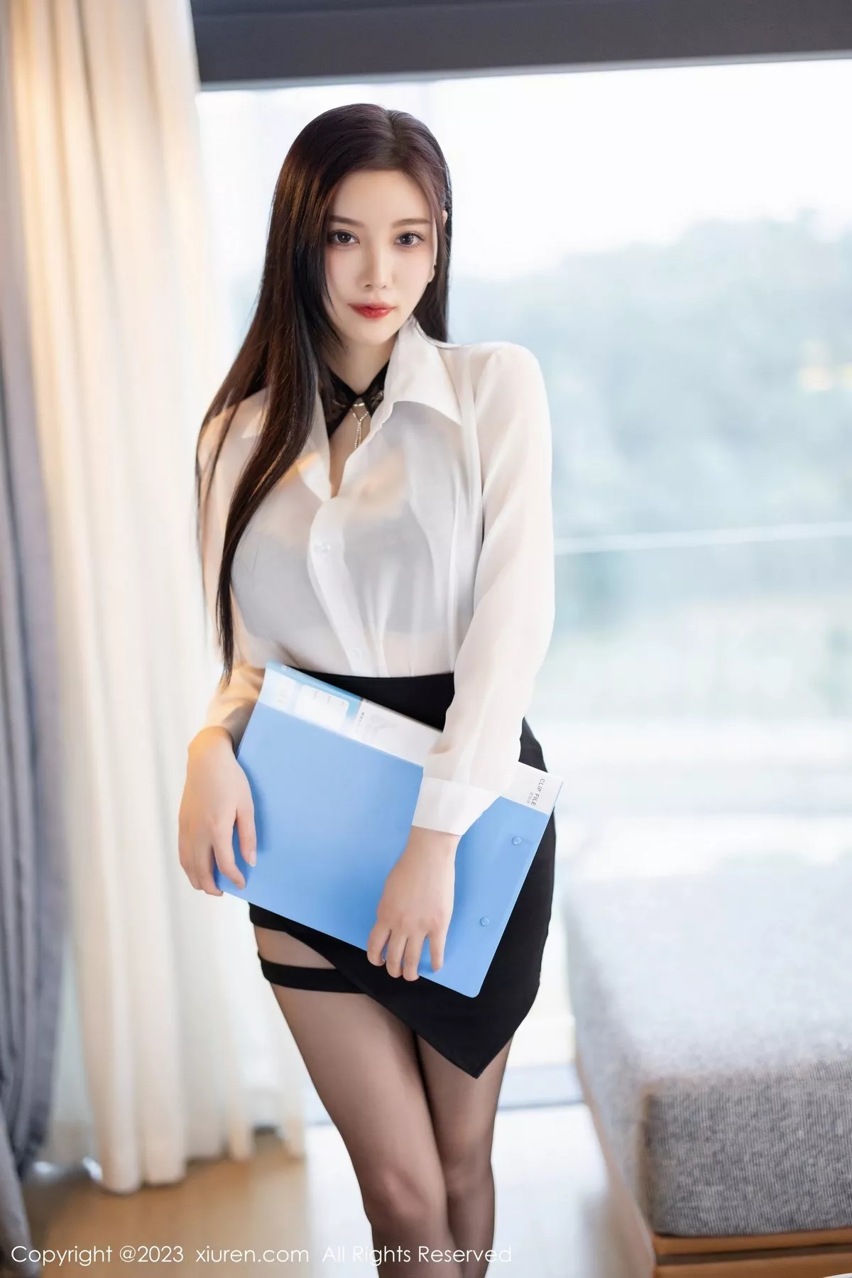 [XiuRen秀人网]第6511期杨晨晨写真 [90P]-002