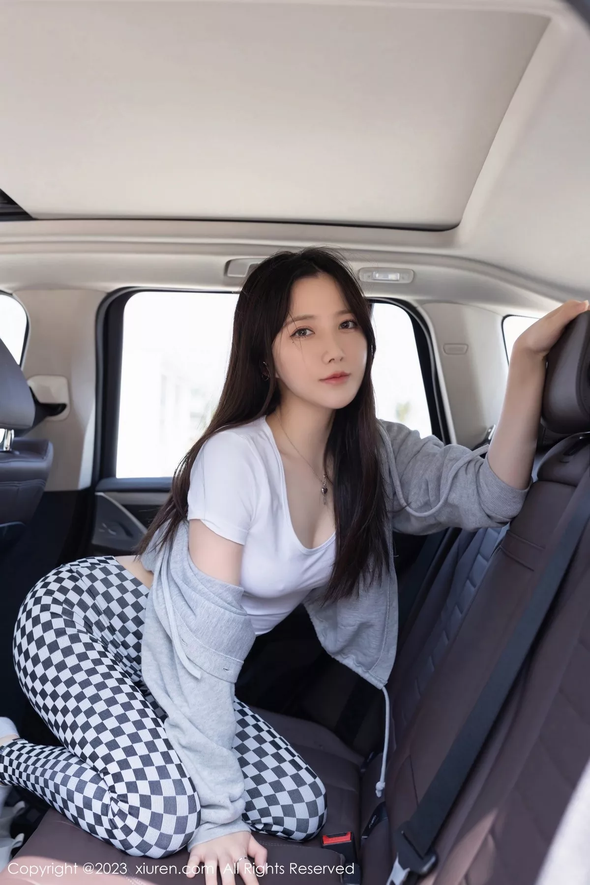 [XiuRen秀人网]第6541期鱼子酱写真 [82P]-005