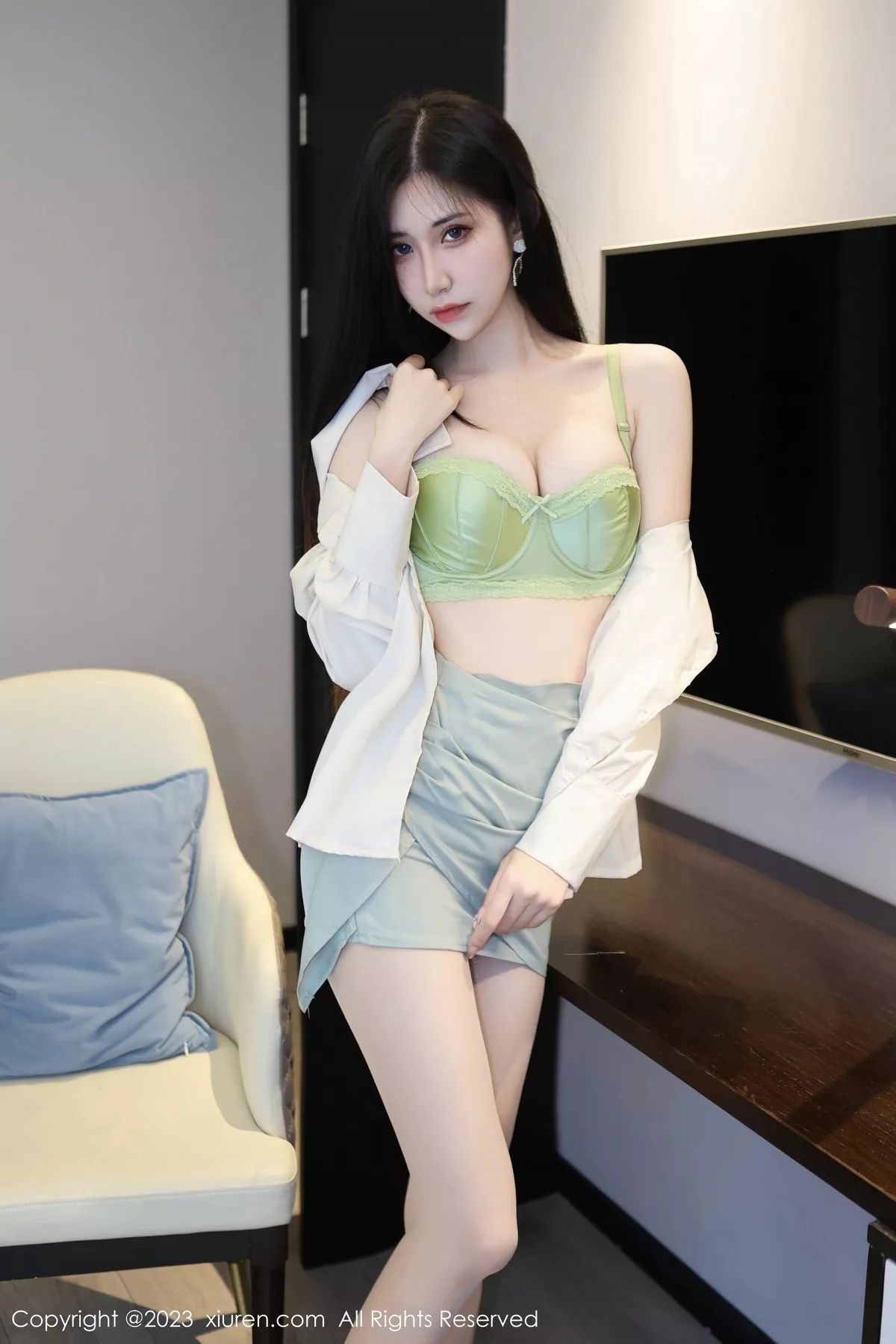 [XiuRen秀人网]第6547期依娜写真 [88P]-024