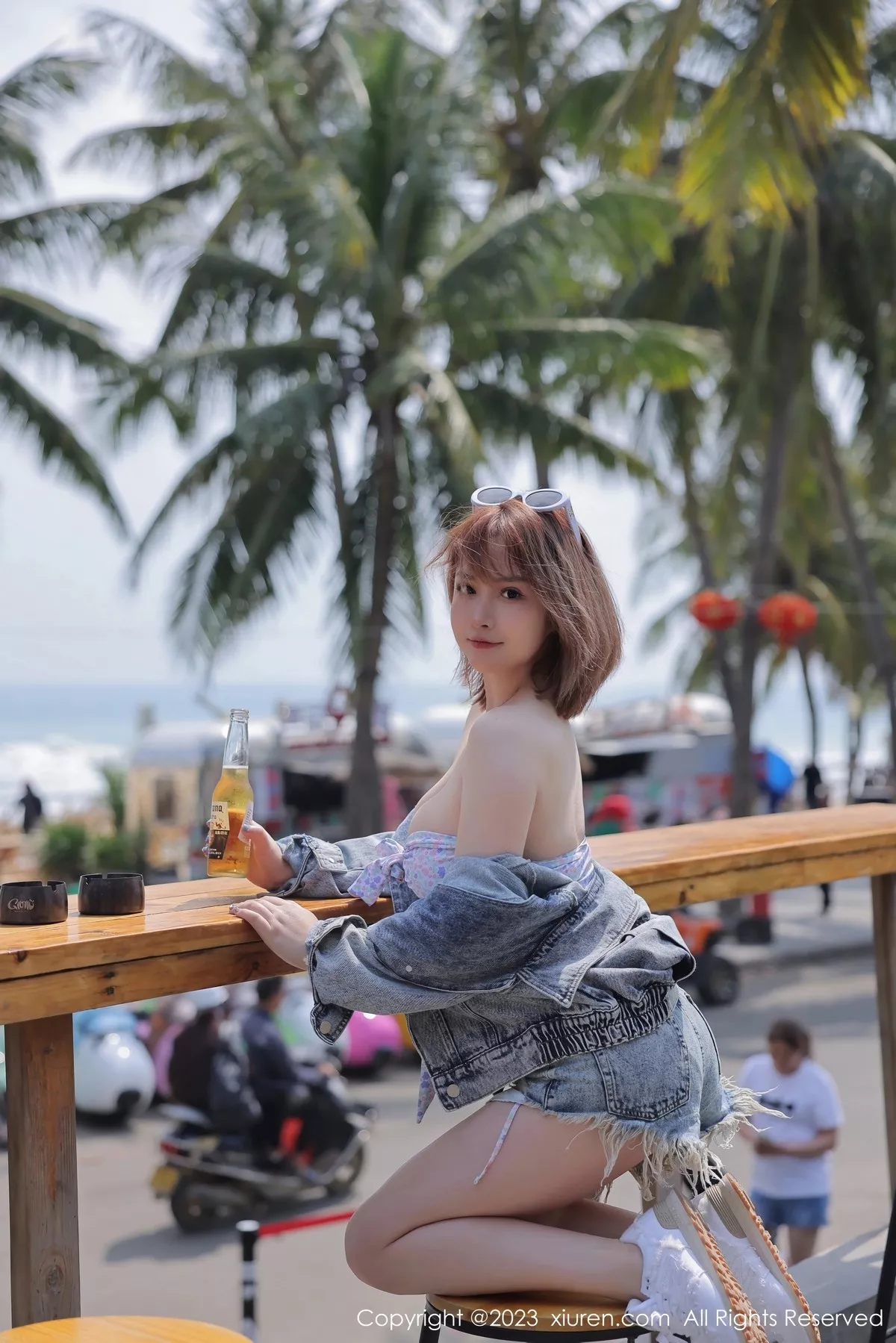 [XiuRen秀人网]第6551期养乐多写真 [56P]-044