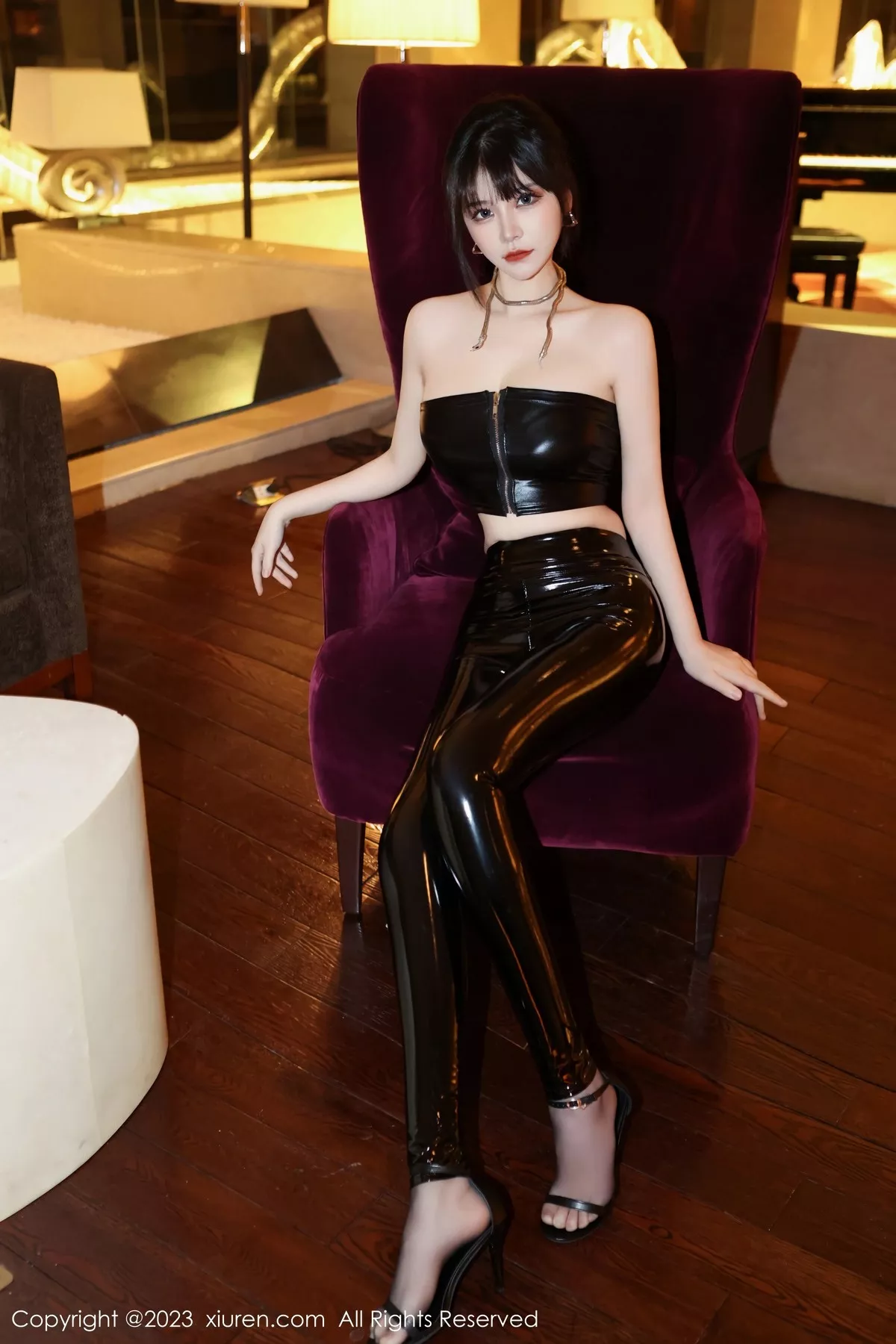 [XiuRen秀人网]第6562期桃桃子写真 [81P]-001