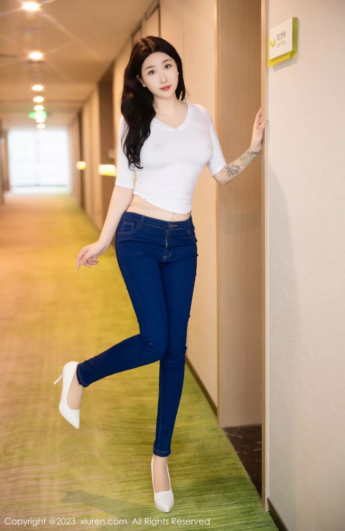 [XiuRen秀人网]第6570期江真真写真 [83P]-003