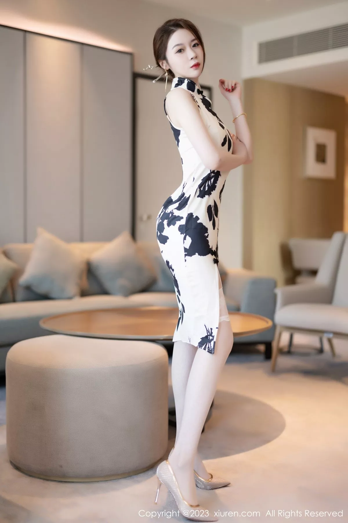 [XiuRen秀人网]第6572期梦心玥写真 [86P]-003