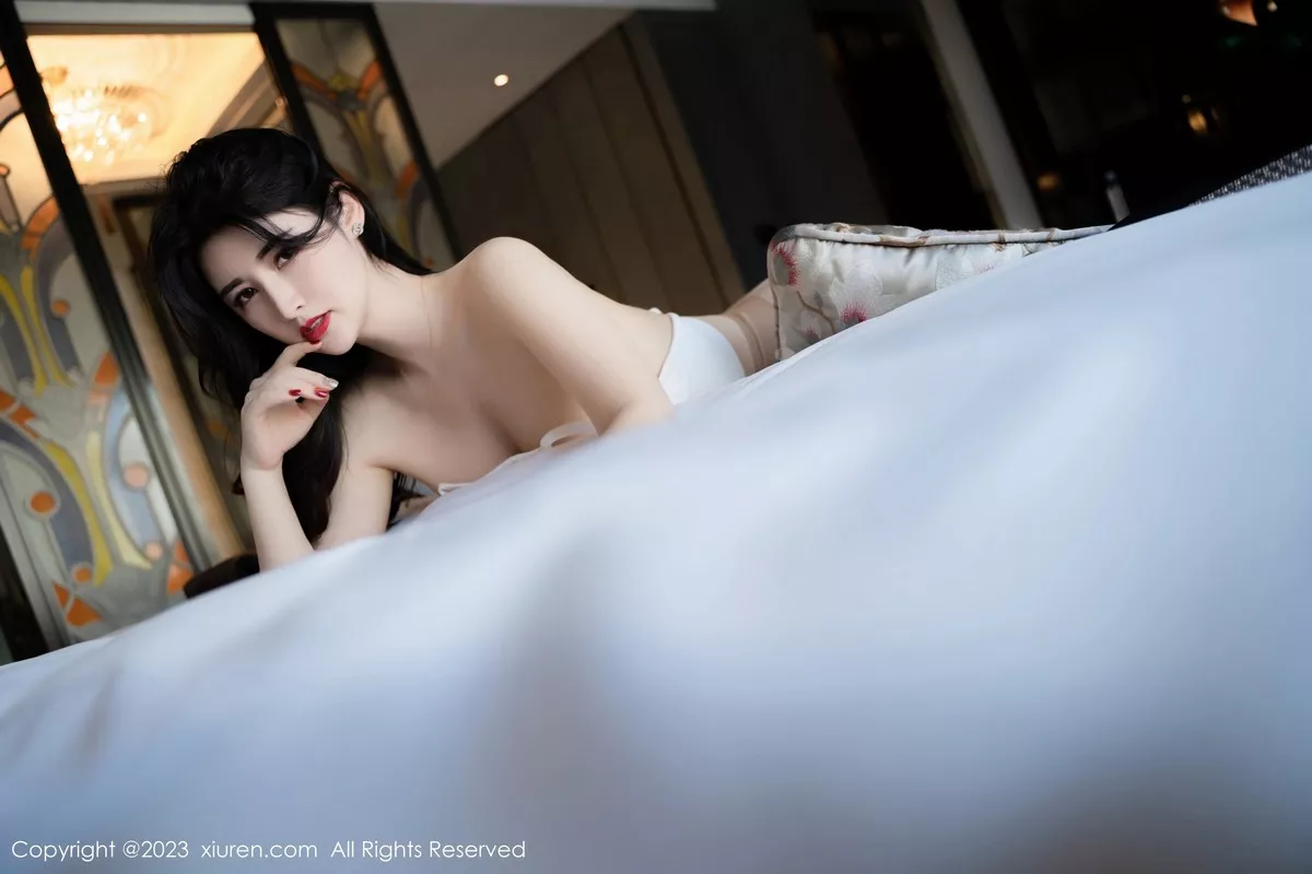 [XiuRen秀人网]第6568期诗诗写真 [57P]-046