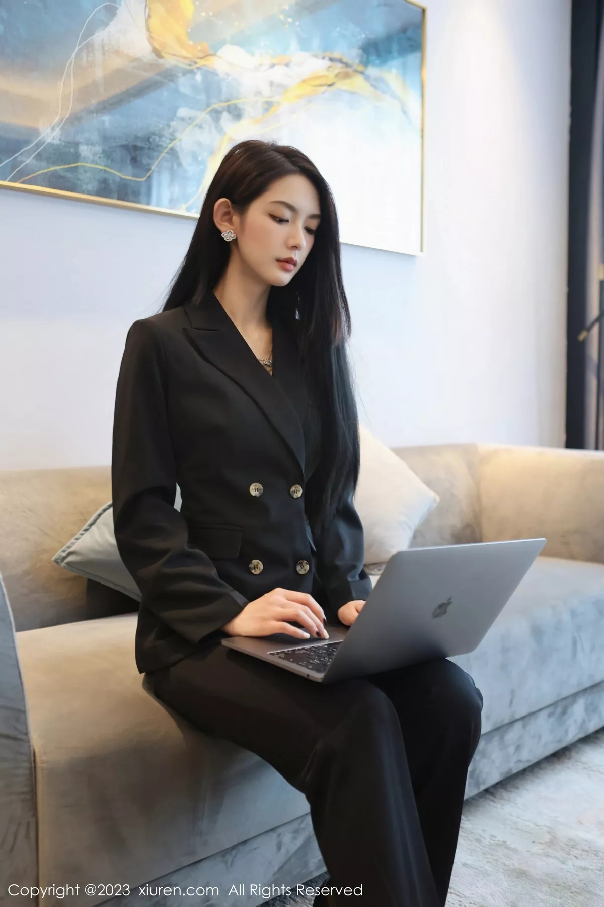 [XiuRen秀人网]第6576期乔一一写真 [83P]-002