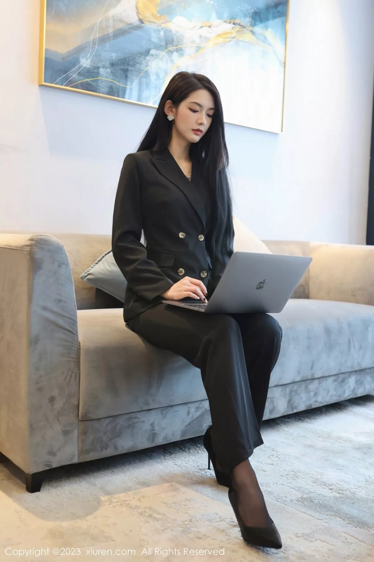 [XiuRen秀人网]第6576期乔一一写真 [83P]-001