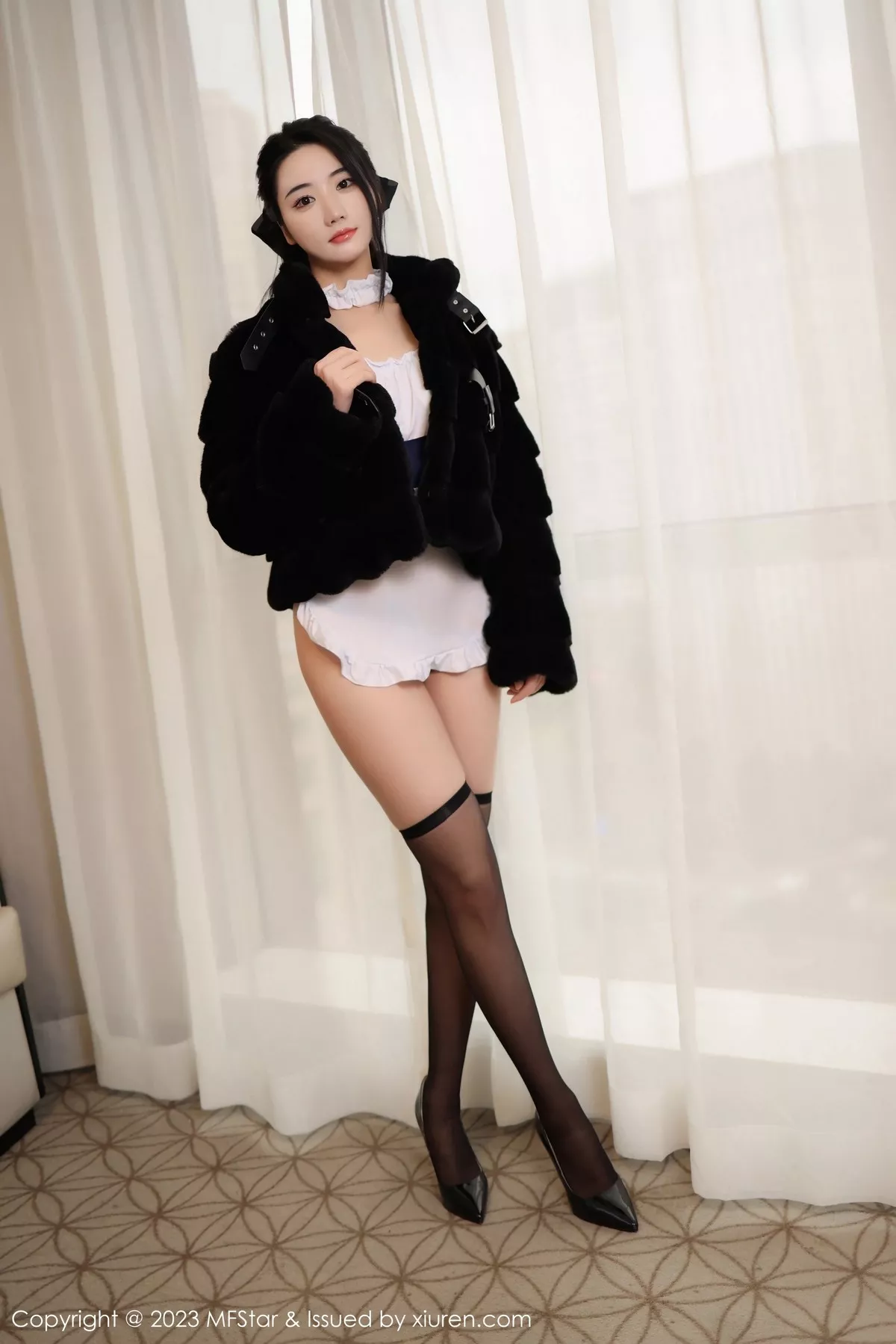 [MFStar模范学院]第609期汐汐爱吃草莓写真 [71P]-002