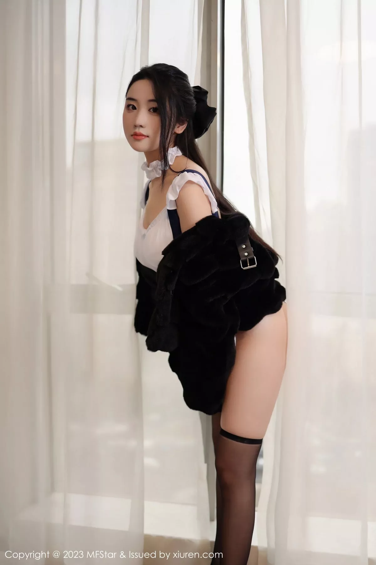 [MFStar模范学院]第609期汐汐爱吃草莓写真 [71P]-010