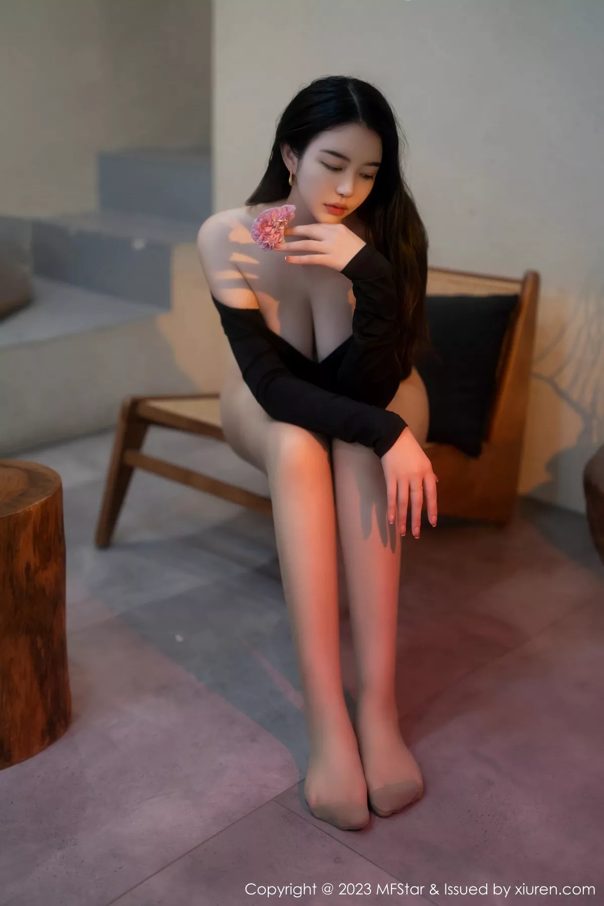 [MFStar模范学院]第596期樱桃小犊子写真 [58P]-054