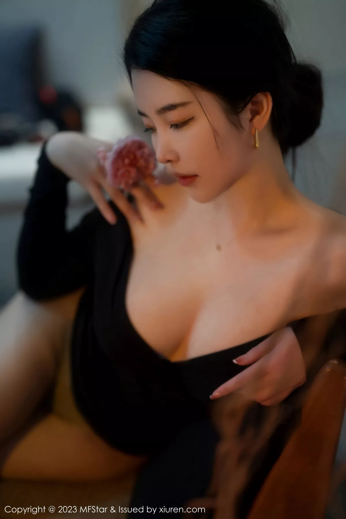 [MFStar模范学院]第596期樱桃小犊子写真 [58P]-042