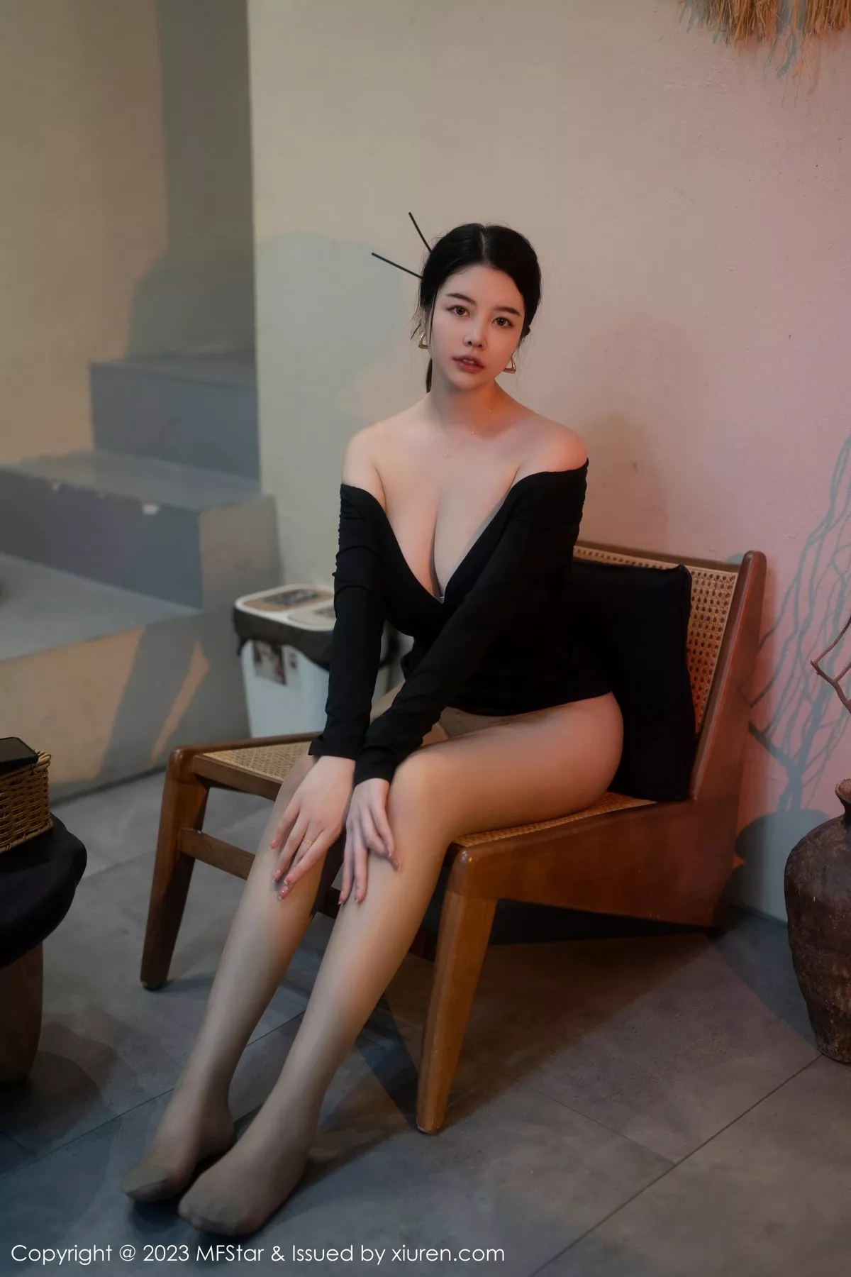 [MFStar模范学院]第596期樱桃小犊子写真 [58P]-038